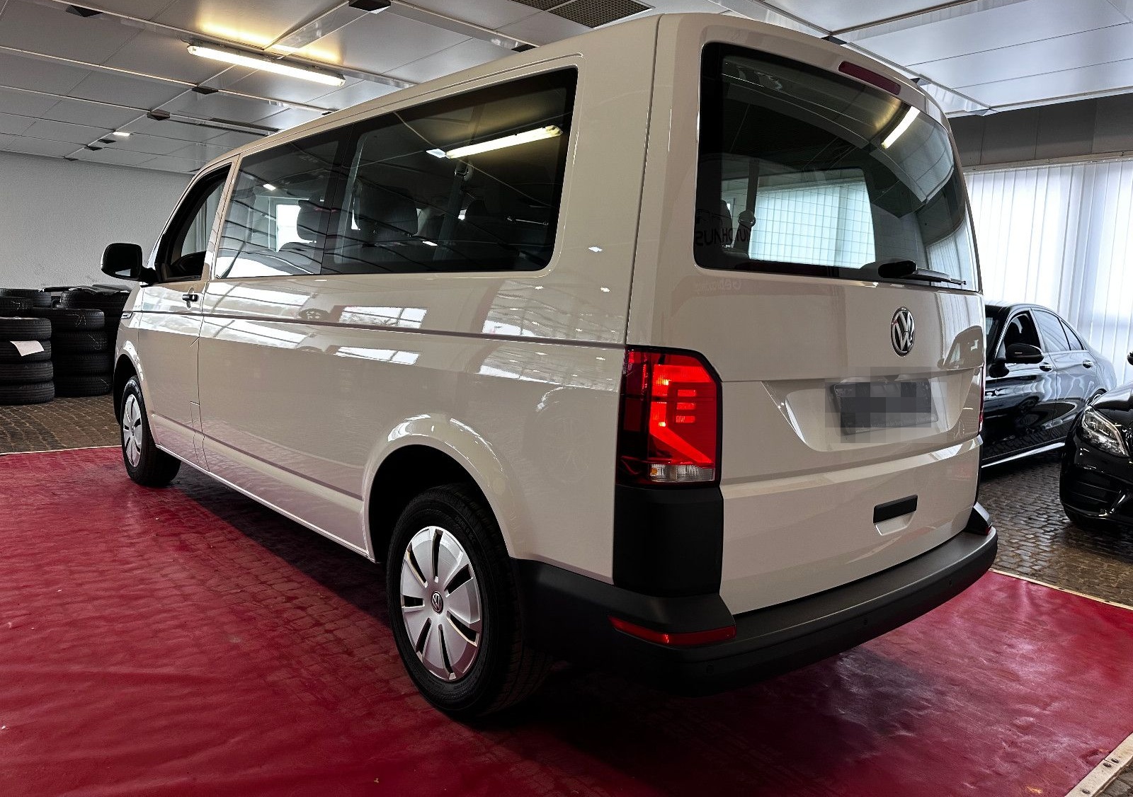 Volkswagen T6.1 Transporter lang 8.Sitzer//1.Hand//Kamera/ foto 4