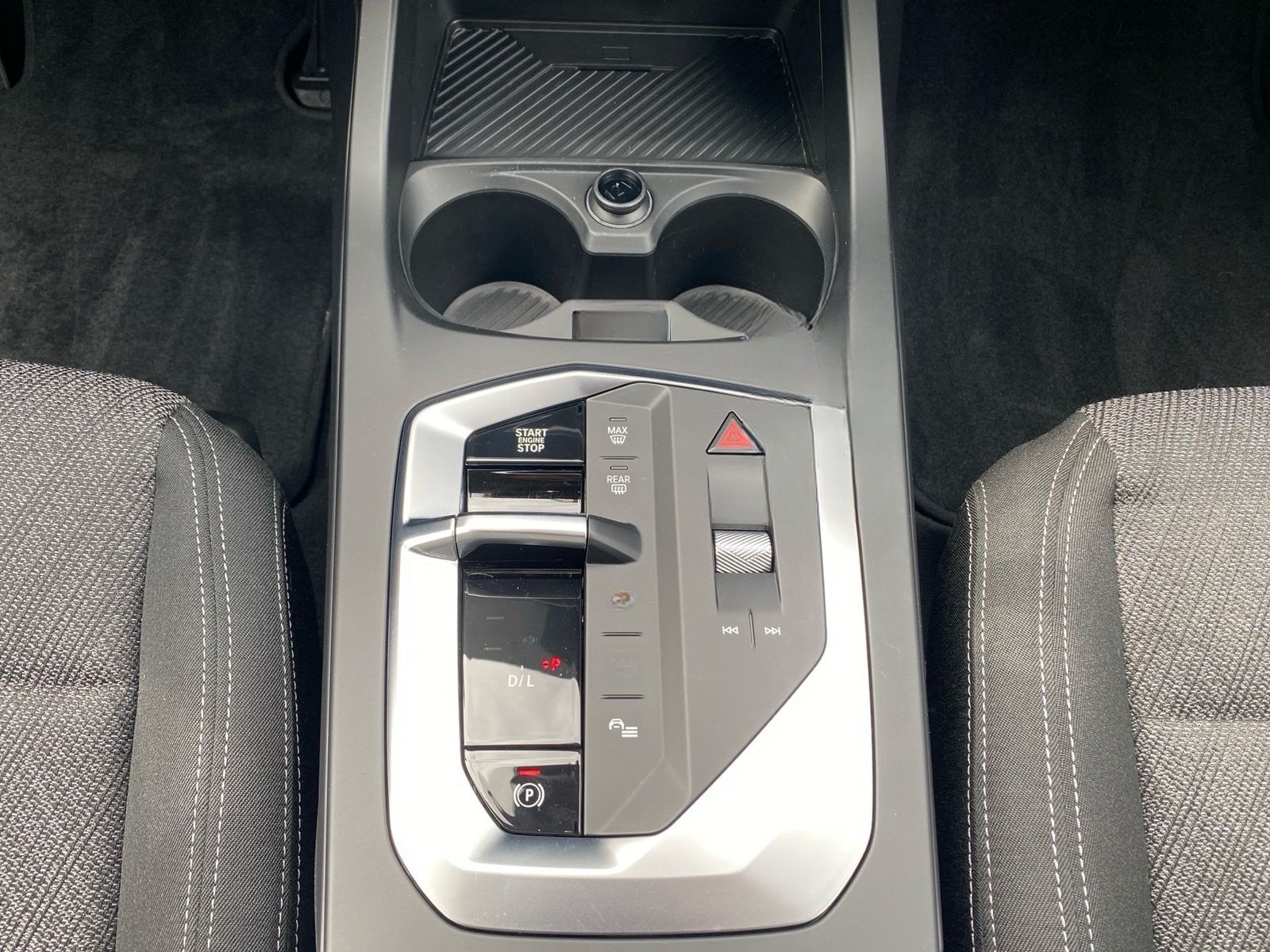 BMW 120 M Sport Ext. Navi ad.LED DA+ H/K 18´´ AHK foto 15