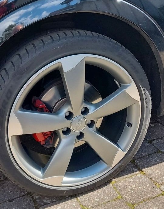 Audi Gepflegter Garagenwagen mit wenig Kilometer foto 3