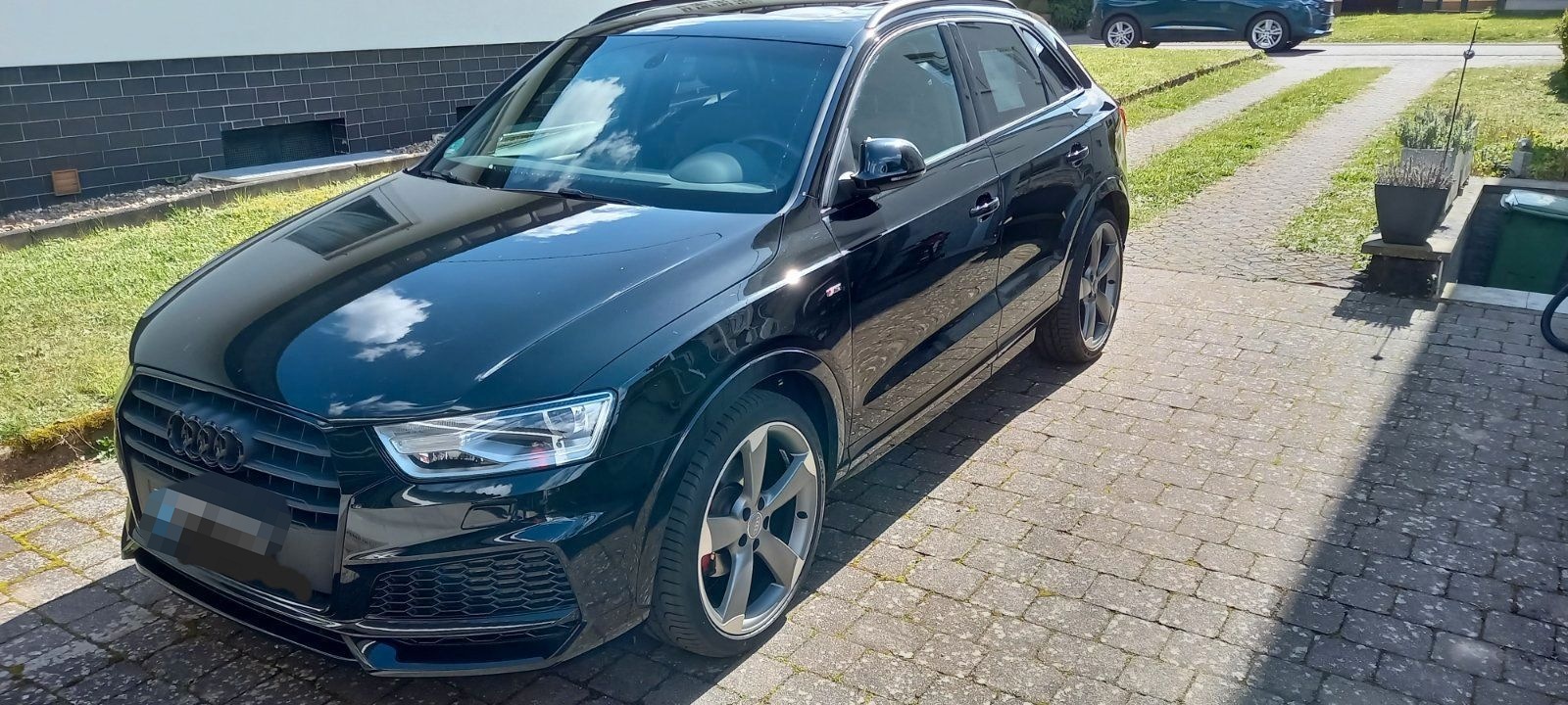 Audi Gepflegter Garagenwagen mit wenig Kilometer foto 4