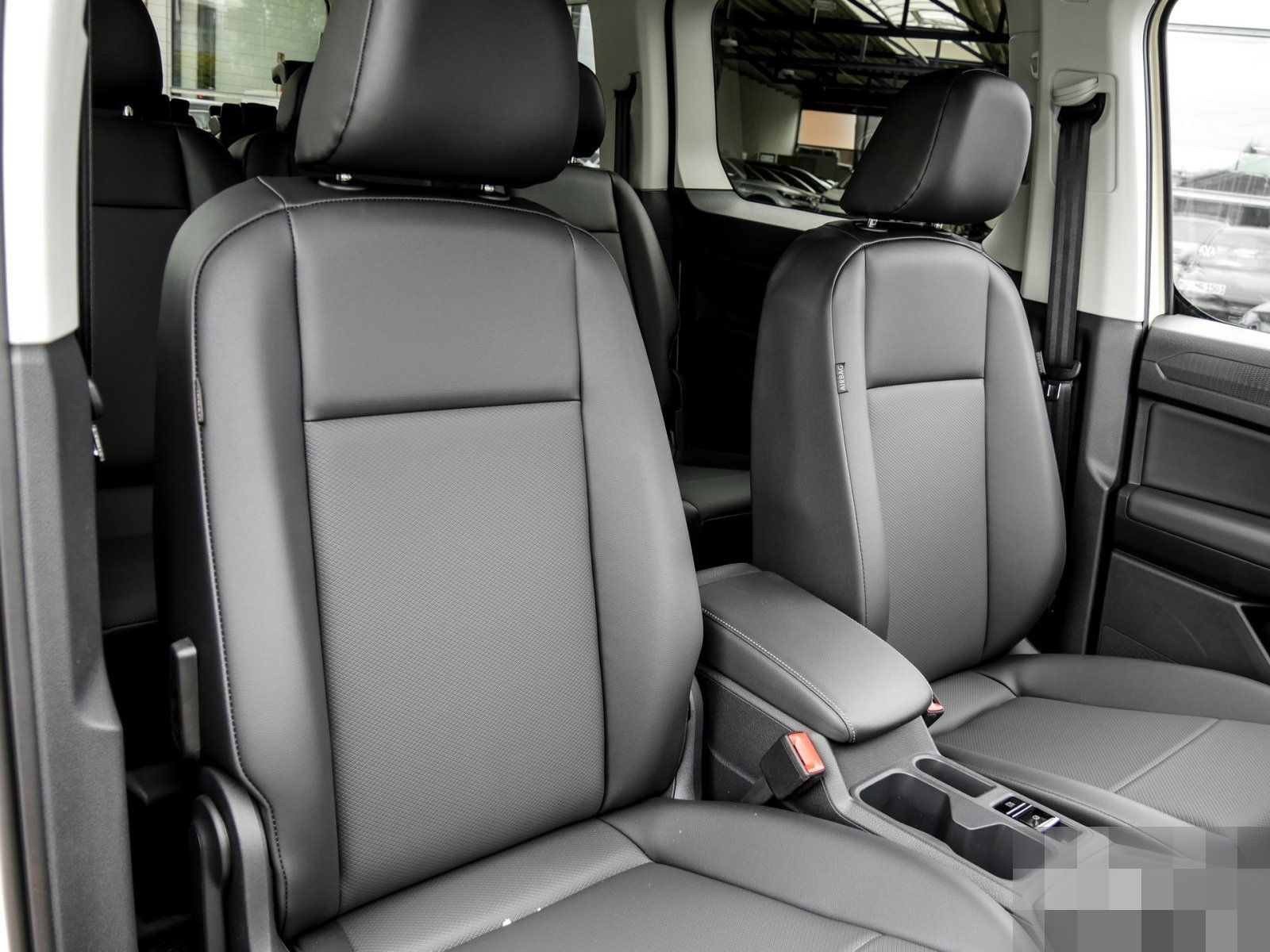 Volkswagen Caddy Maxi Life 2.0 TDI DSG TAXI LED Navi ACC Ku foto 6