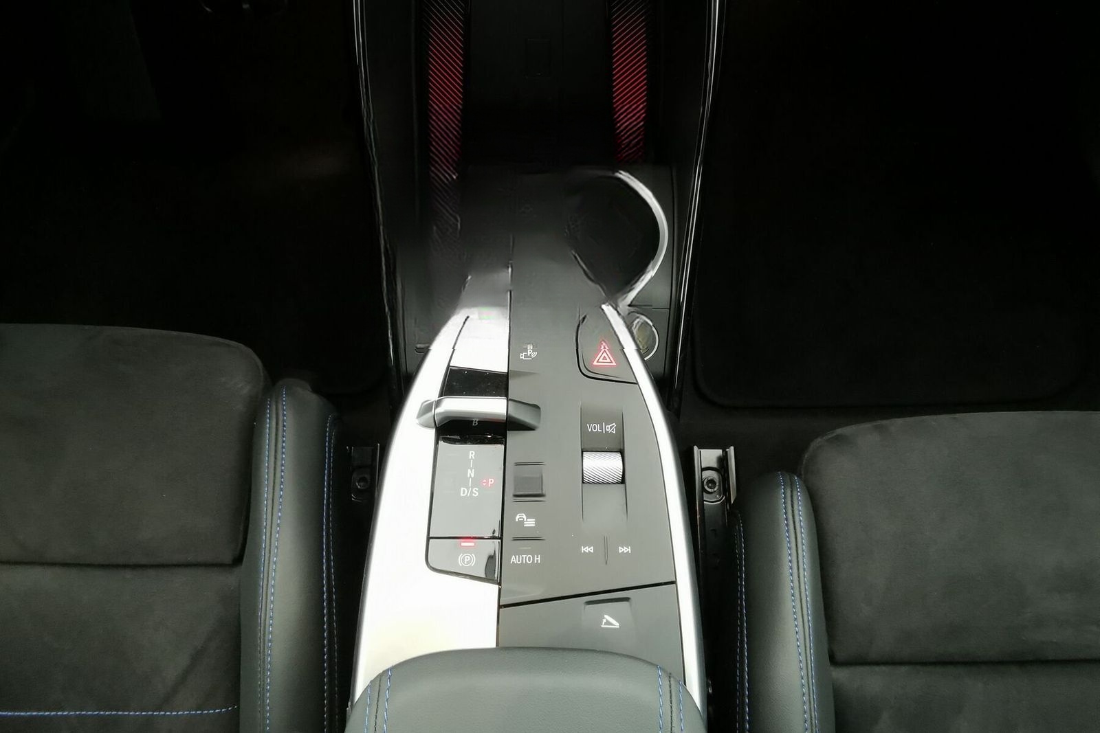 BMW X1 sDrive18d M Sport|ACC|ad.LED|HeadUp|PANO|AHK foto 12