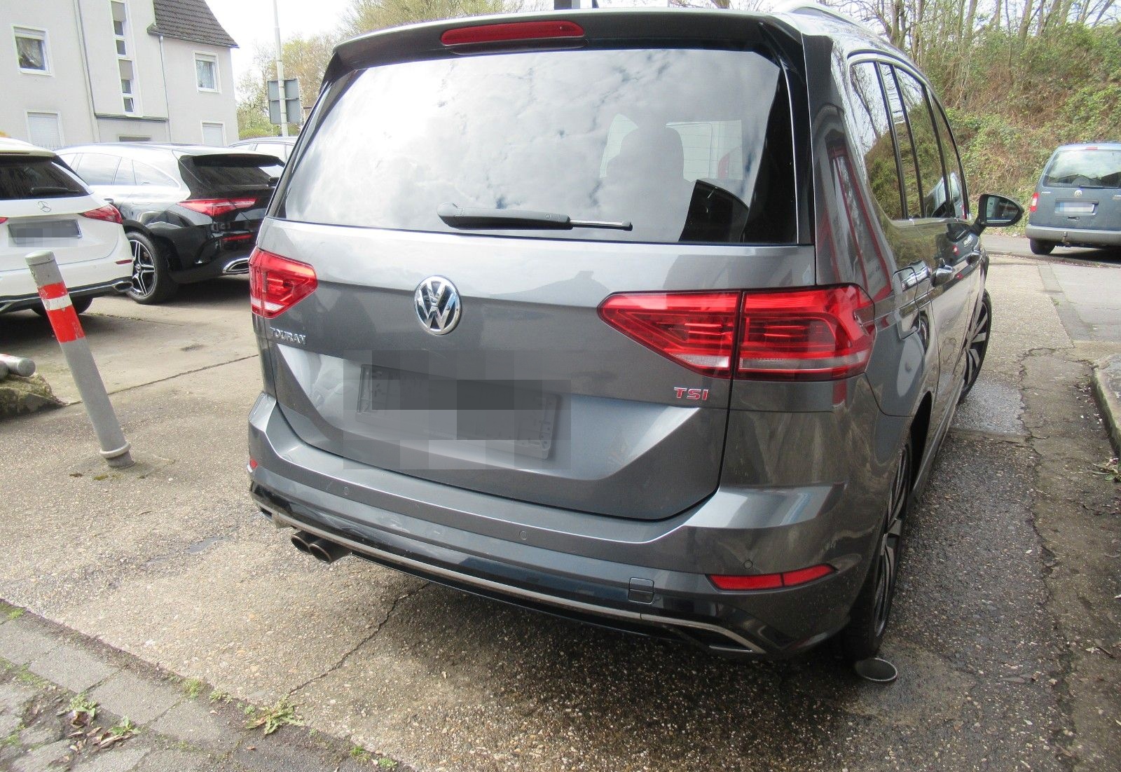 Volkswagen Touran 1.8 TSI DSG Highline 7Sitze R-Line Panora foto 8