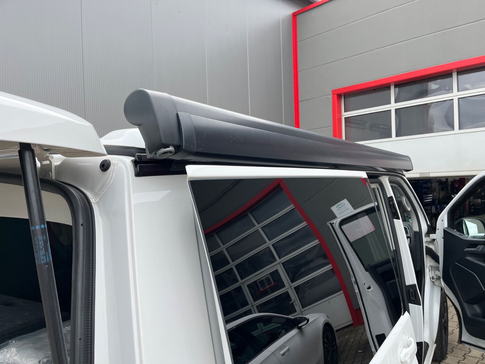 Volkswagen T6 California  Beach Edition 4Motion Markise foto 15