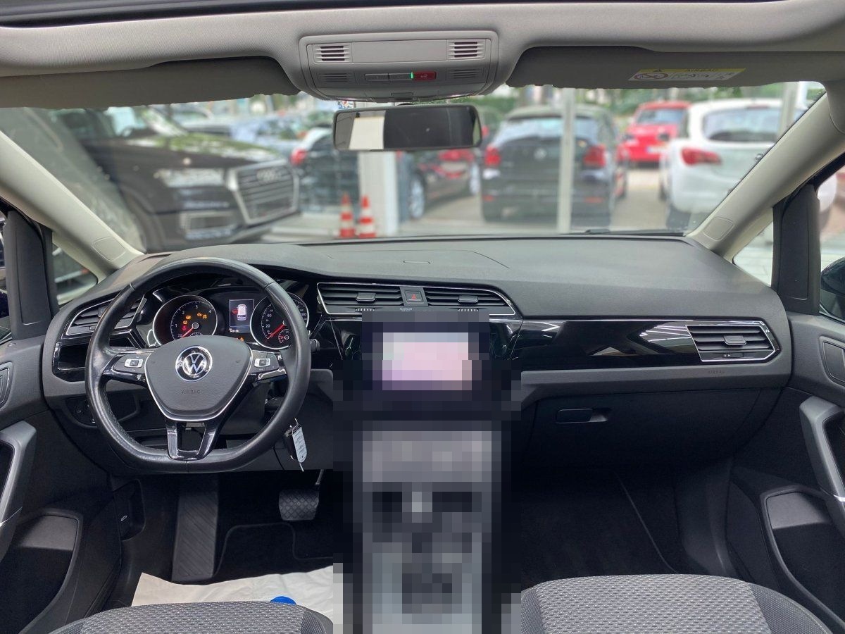 Volkswagen Touran 2.0 TDI Comfortline 1.Hd Pano Navi RueFaK foto 13