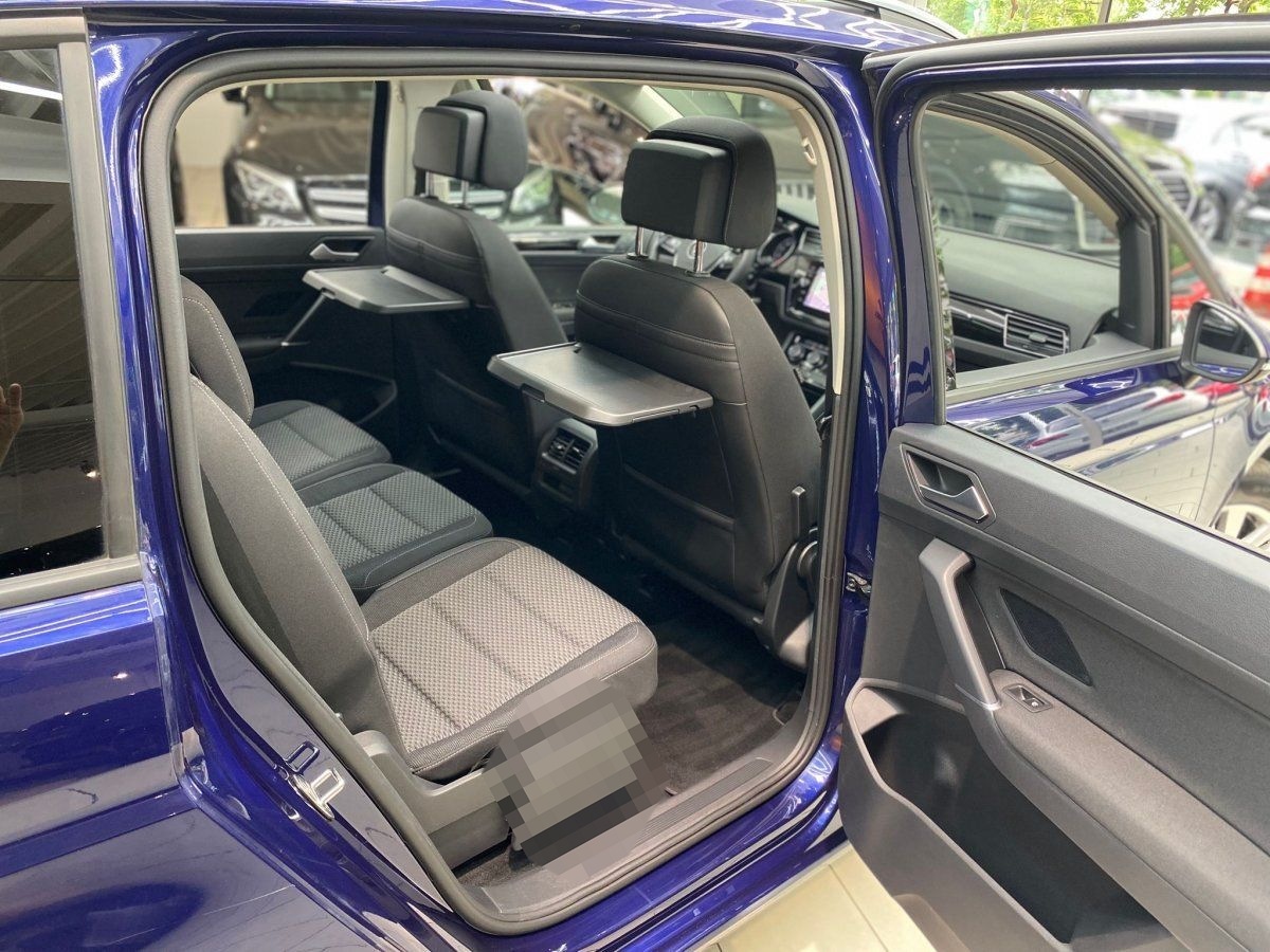 Volkswagen Touran 2.0 TDI Comfortline 1.Hd Pano Navi RueFaK foto 17