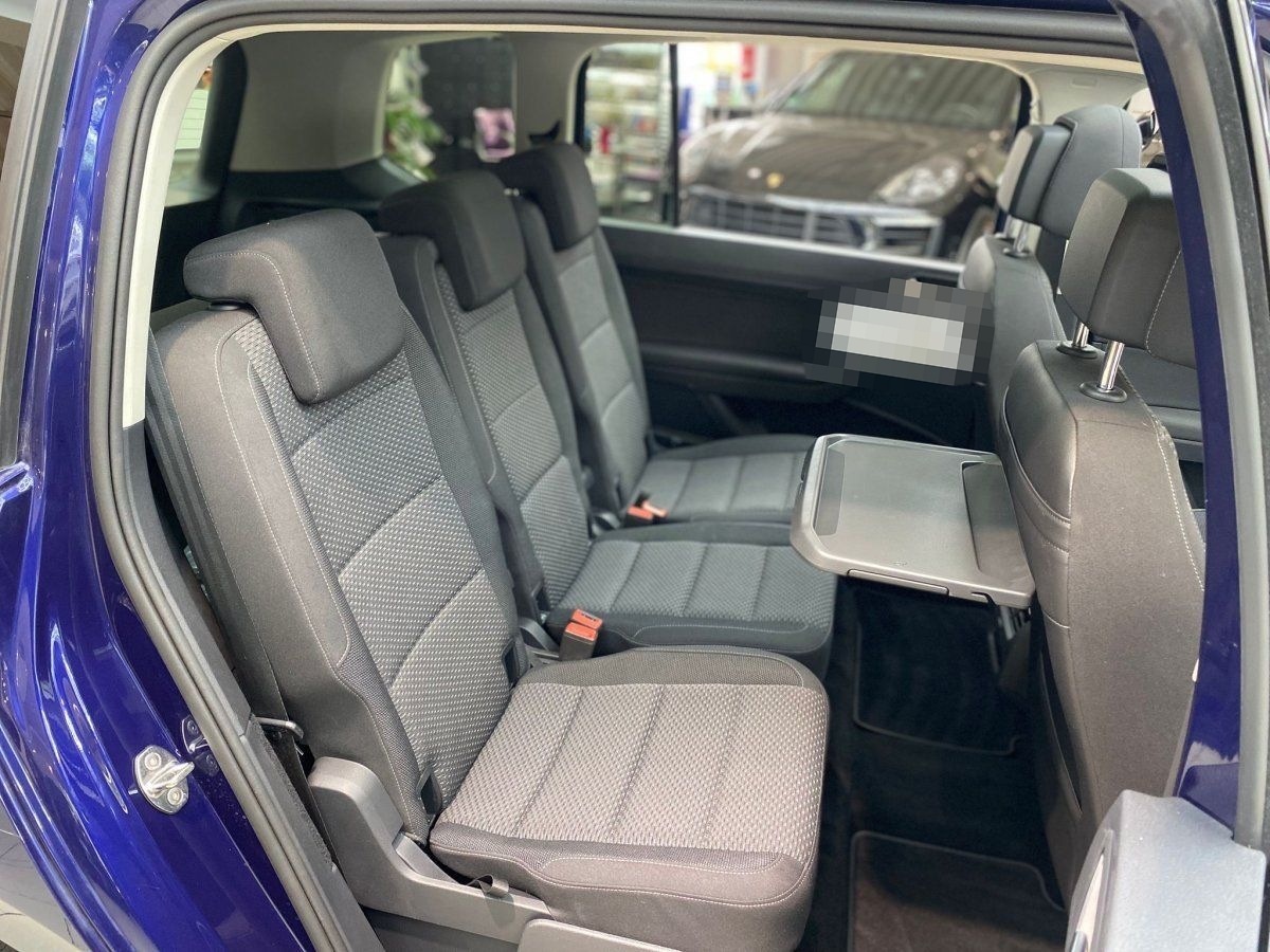 Volkswagen Touran 2.0 TDI Comfortline 1.Hd Pano Navi RueFaK foto 18