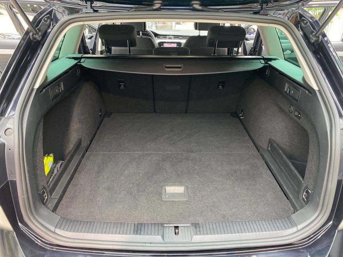 Volkswagen Passat Variant 2.0 TDI Business Automatik Navi T foto 18