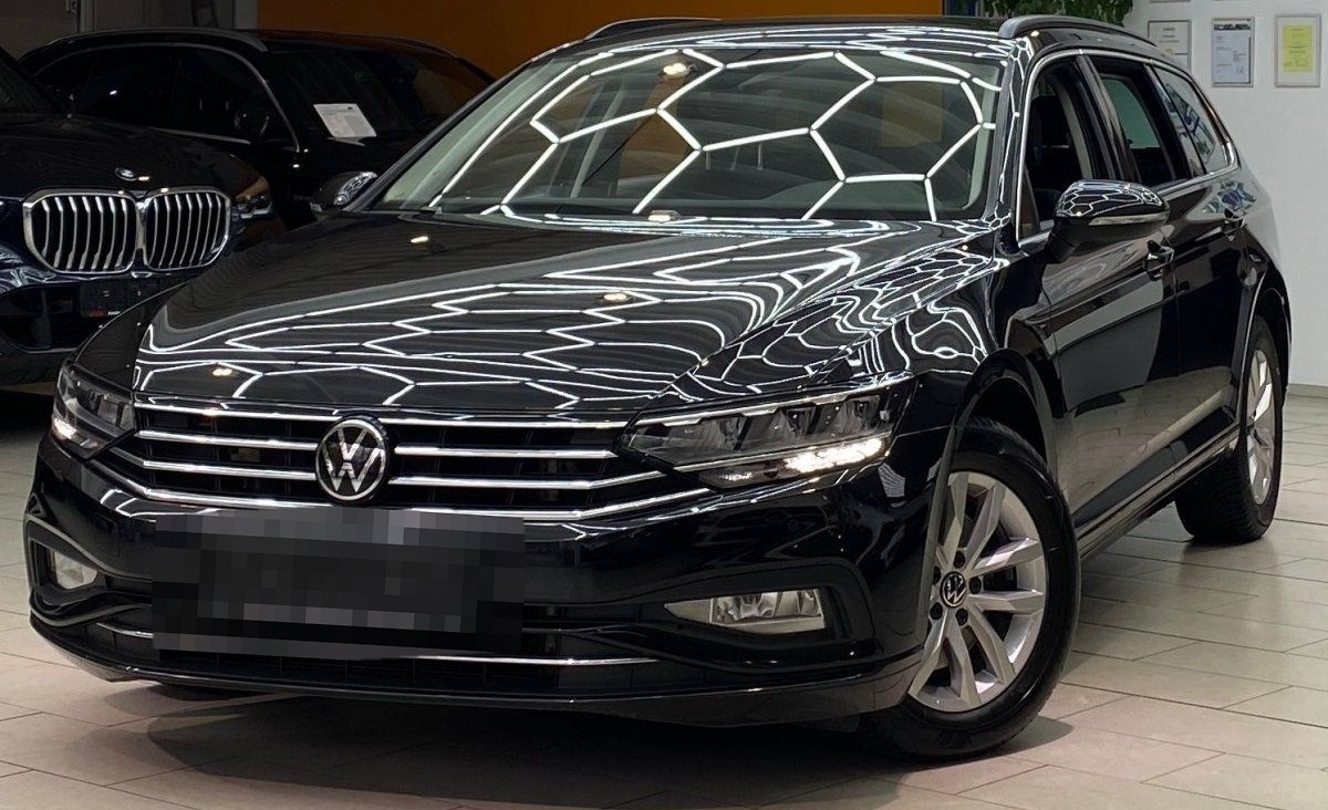 Volkswagen Passat Variant 2.0 TDI Business Automatik Navi T foto 3