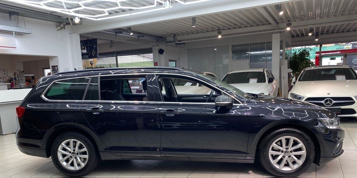 Volkswagen Passat Variant 2.0 TDI Business Automatik Navi T foto 8