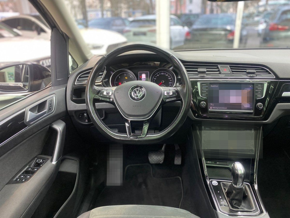 Volkswagen Touran 2.0 TDI Highline Pano Navi LedLenkr. Scha foto 12