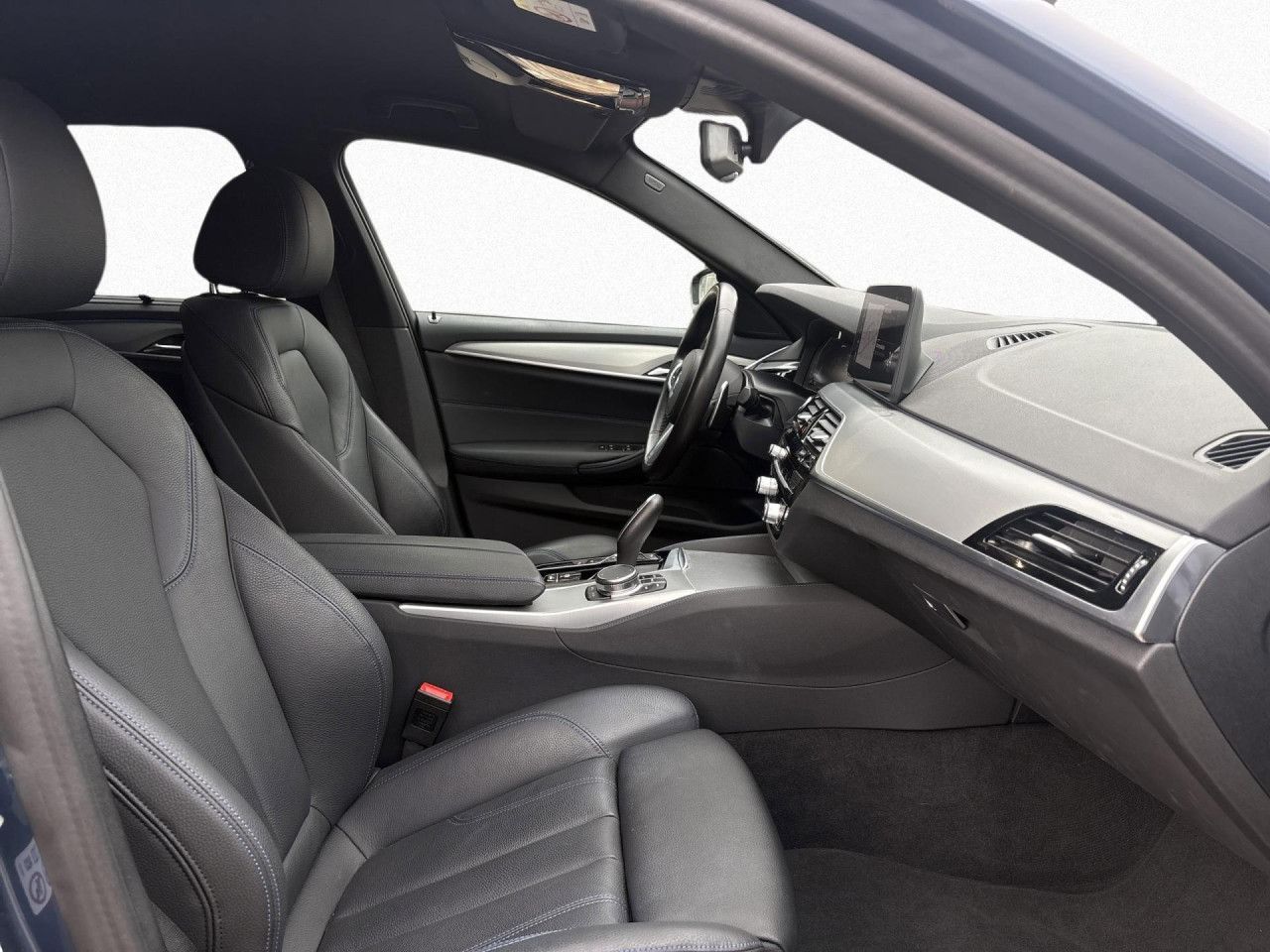 BMW 530e xDr T M SPORT Laser,AHK,HUD,Kam,HiFi,DAPro foto 14