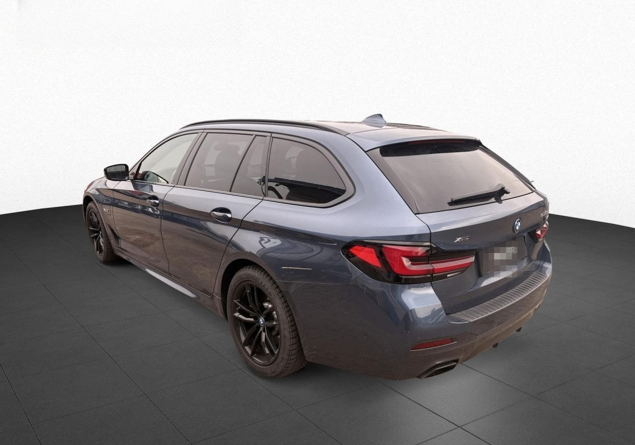 BMW 530e xDr T M SPORT Laser,AHK,HUD,Kam,HiFi,DAPro foto 6