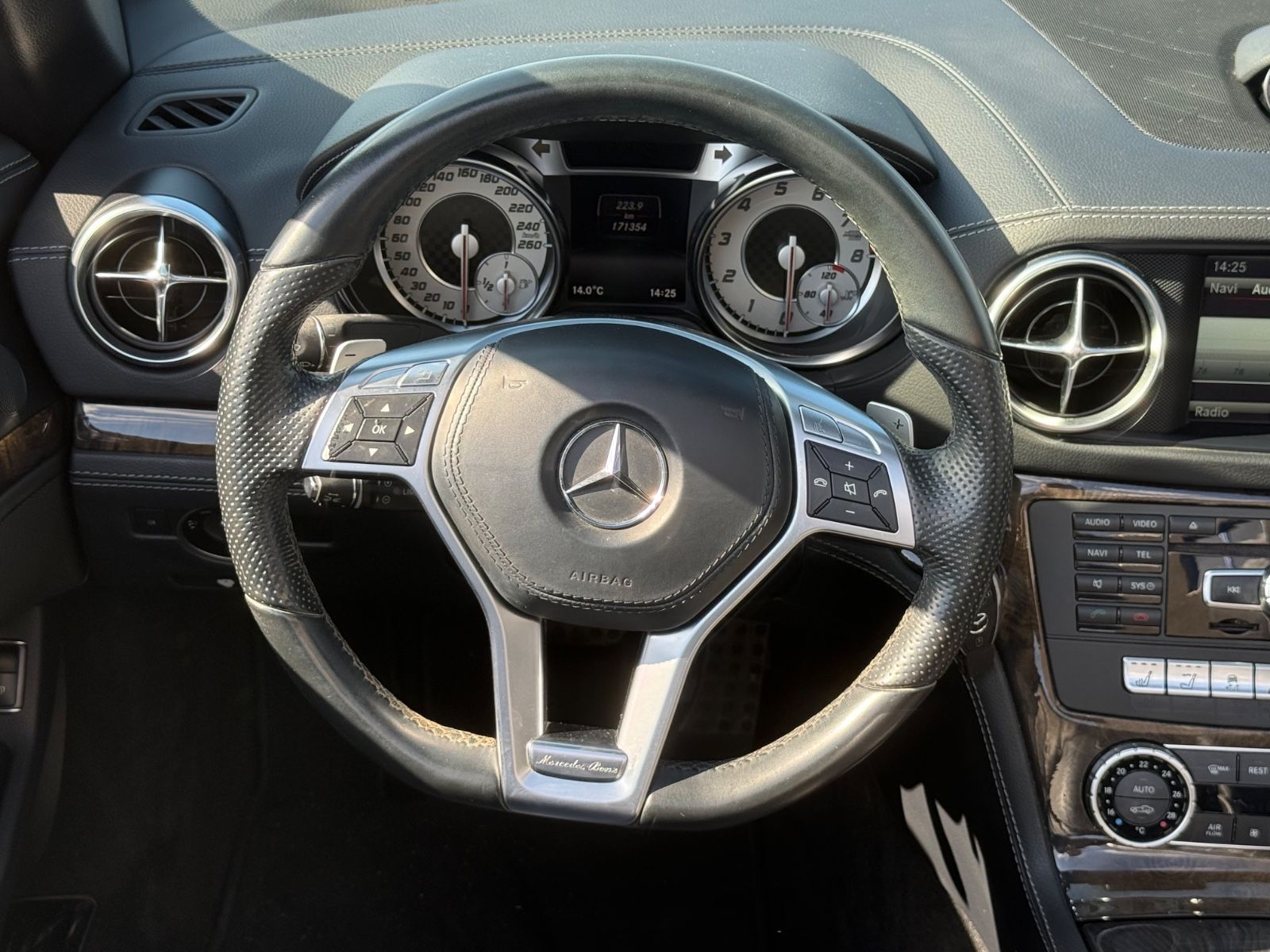 Mercedes-Benz SL 350/Roadster/Panorama/Sportfahrwerk foto 12