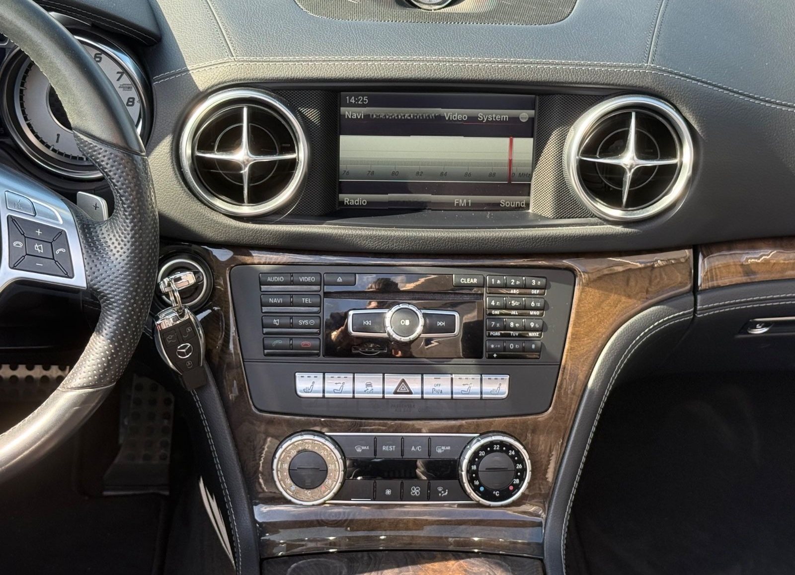 Mercedes-Benz SL 350/Roadster/Panorama/Sportfahrwerk foto 13