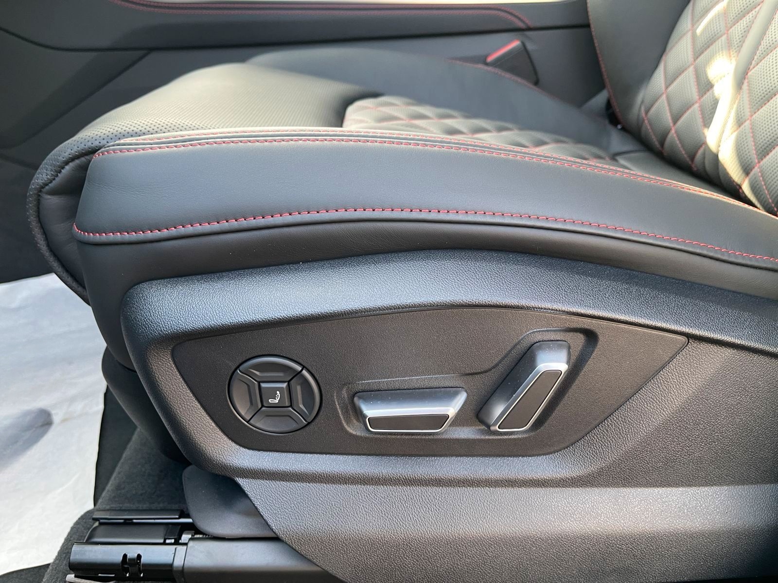 Audi Q7 quattro S line 360°+3.Sitzreihe+B&O+Matrix... foto 13