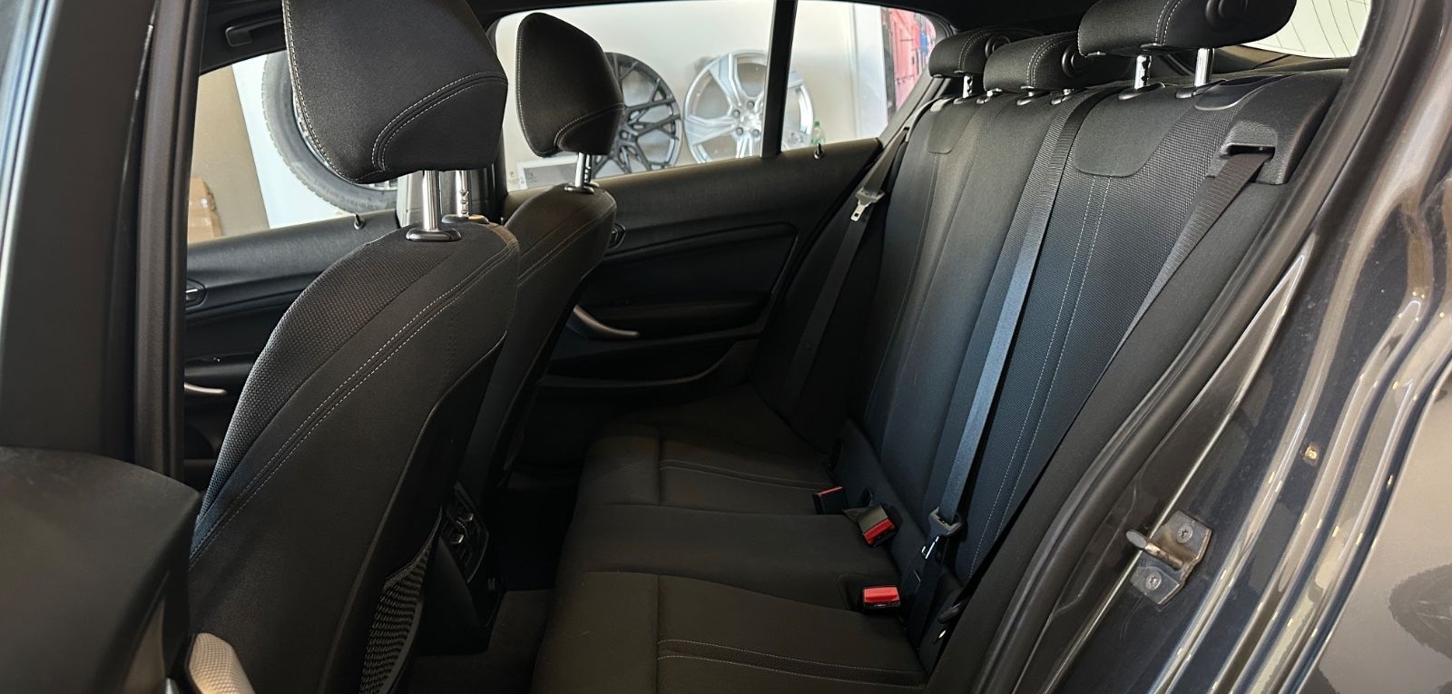 BMW 120d Limousine  Edition M Sport foto 18