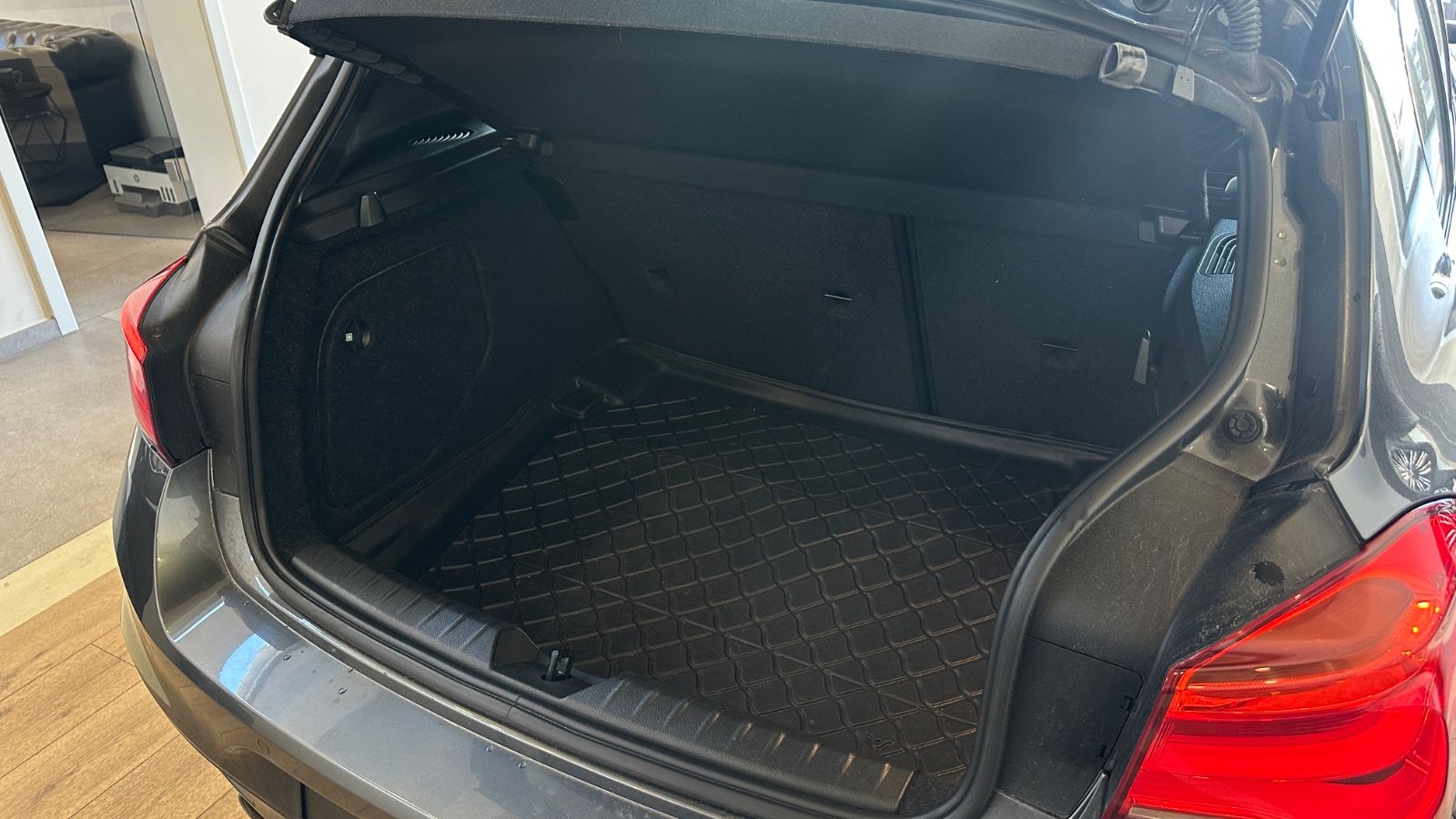 BMW 120d Limousine  Edition M Sport foto 20