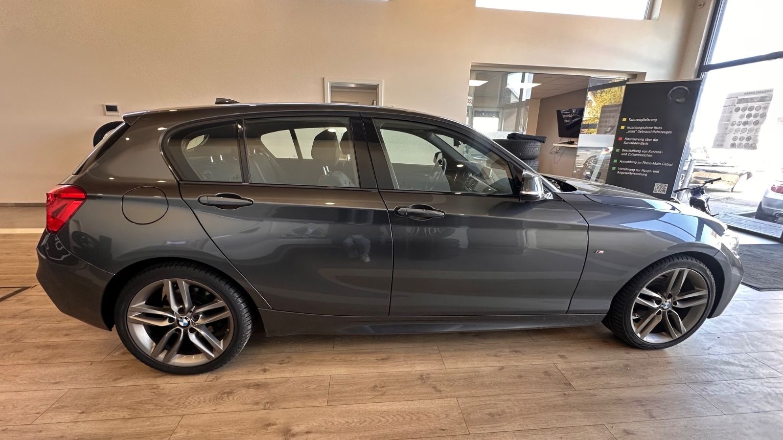 BMW 120d Limousine  Edition M Sport foto 9