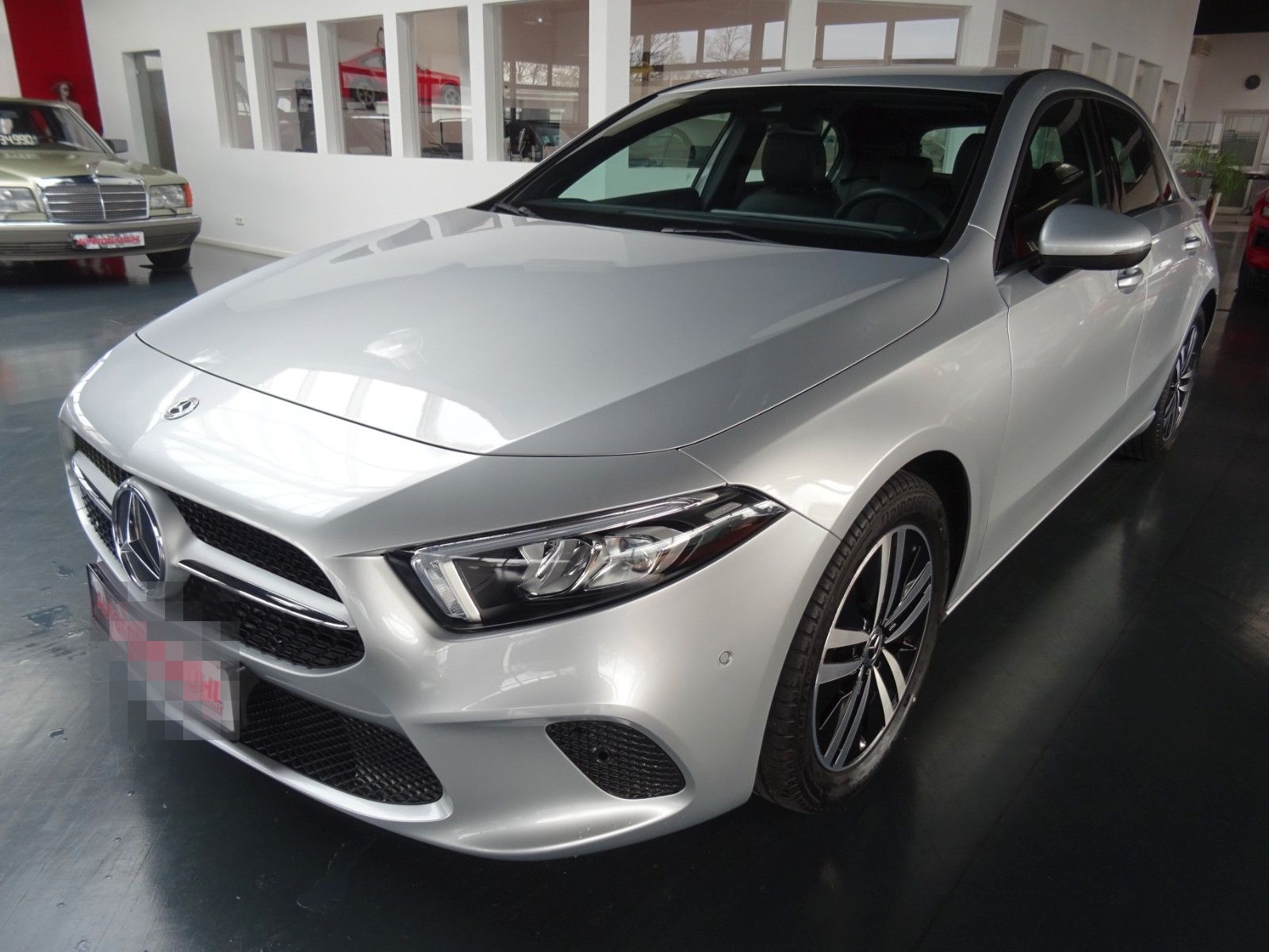 Mercedes-Benz A 180 d Style/ Autom/ Navi/ LED/ PDC+Kamera/ AHK foto 2