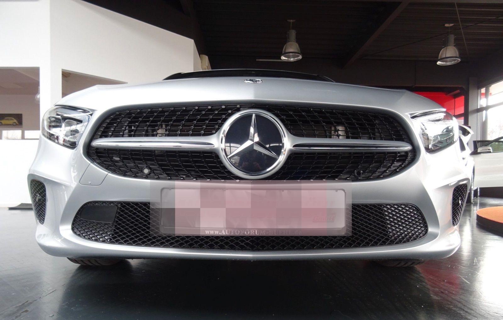 Mercedes-Benz A 180 d Style/ Autom/ Navi/ LED/ PDC+Kamera/ AHK foto 4