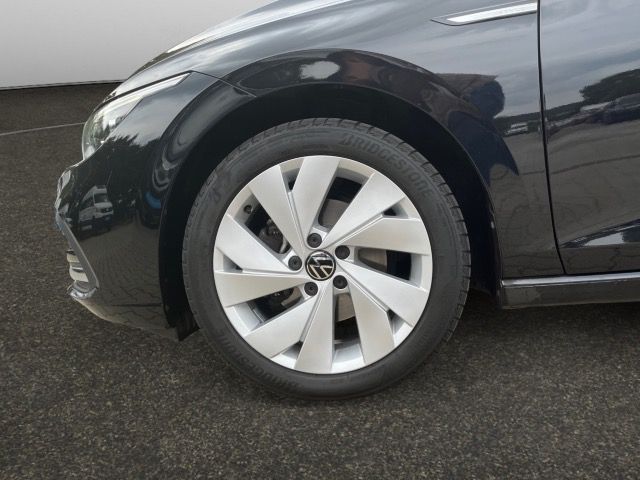 Volkswagen Golf VIII Variant 1.5 eTSI DSG Style Navi,Pano,K foto 14