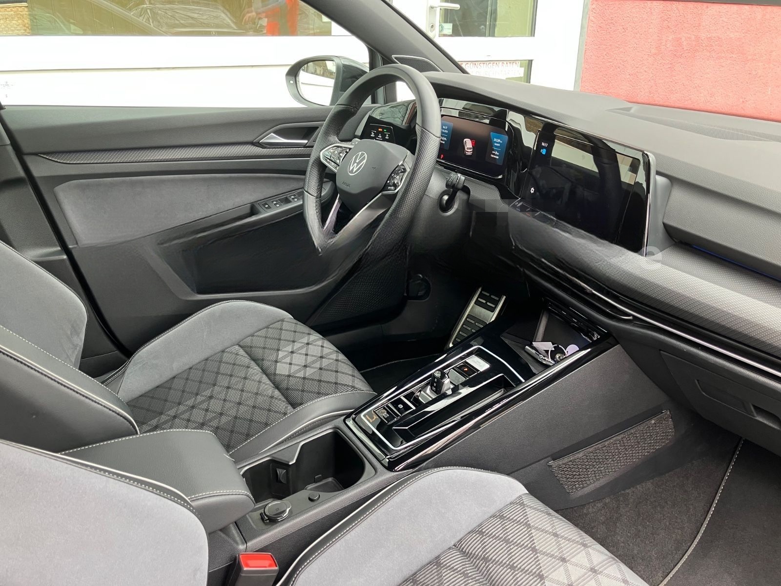 Volkswagen Golf R-Line Black Style Matrix AHK Harman Kardon foto 13