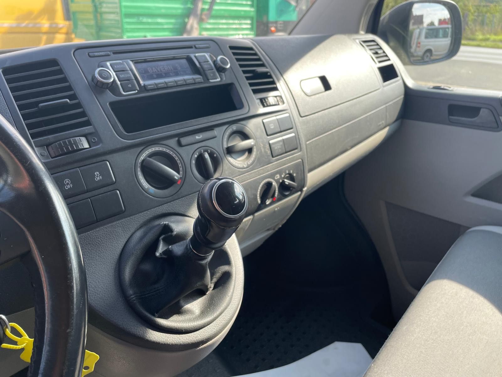 Volkswagen T5 Transporter Kasten Kombi lang 4Motion foto 19