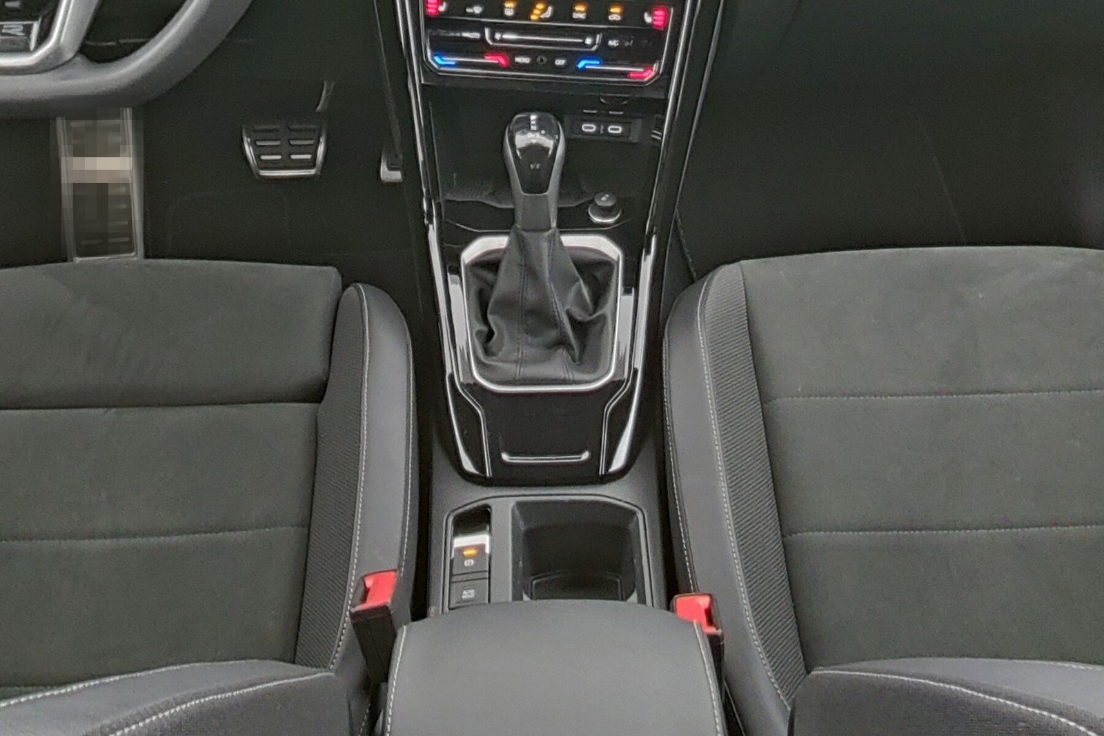 Volkswagen T-Roc 1.5 TSI R-Line|NAV|RFK|ACC|SHZ|Massage|AHK foto 13
