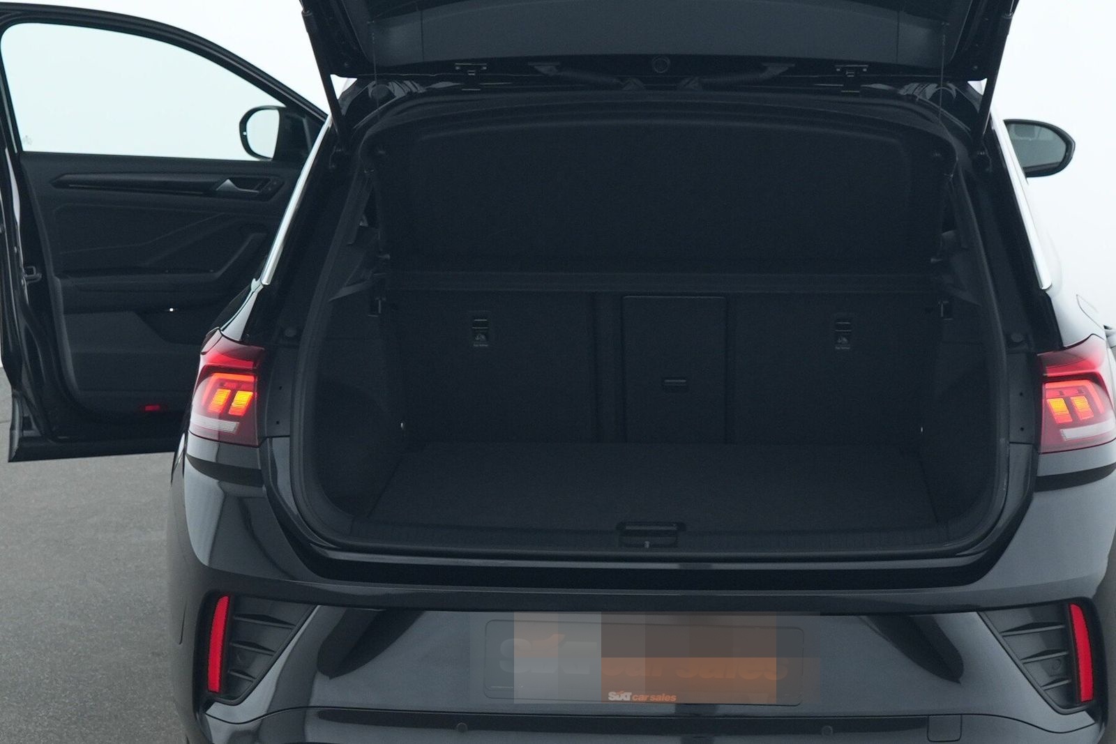 Volkswagen T-Roc 1.5 TSI R-Line|NAV|RFK|ACC|SHZ|Massage|AHK foto 6