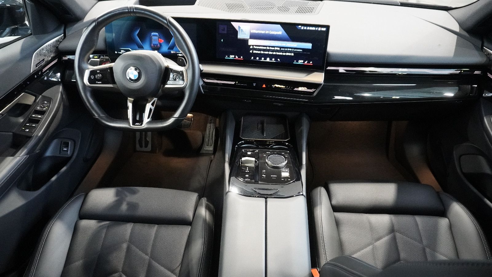 BMW 520 d xDrive M-SPORTPAKET*UVP 94 Tsd* VOLL* foto 8