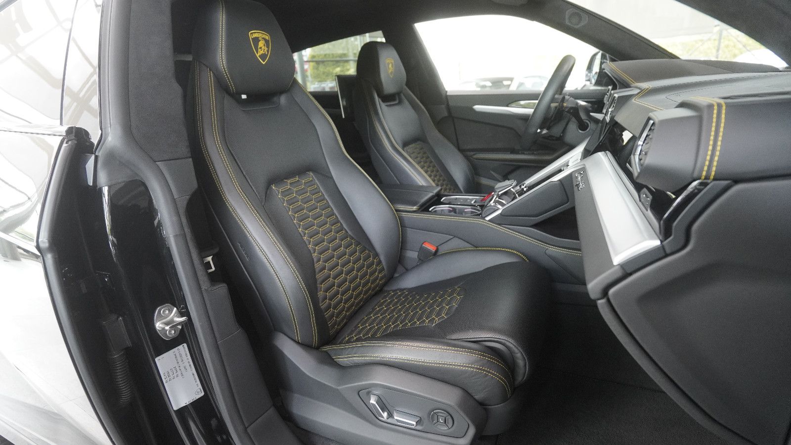 Lamborghini Urus 4.0 NIGHT*FOND*ADAS*MASSAGE*22*FULL-OPTIONS foto 23