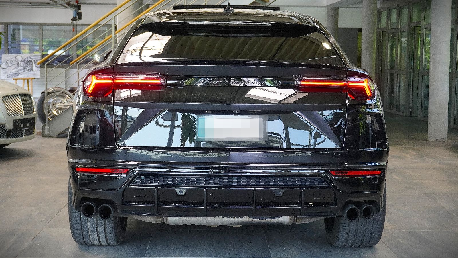 Lamborghini Urus 4.0 NIGHT*FOND*ADAS*MASSAGE*22*FULL-OPTIONS foto 5