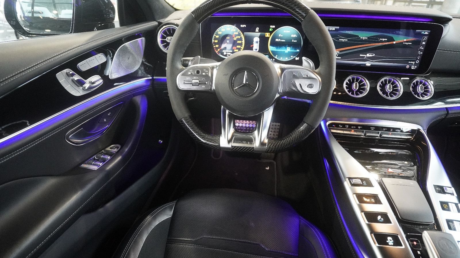 Mercedes-Benz AMG GT63 S*PANO*CARBON*NIGHT*STHZ*BURM*DESIGNO foto 12