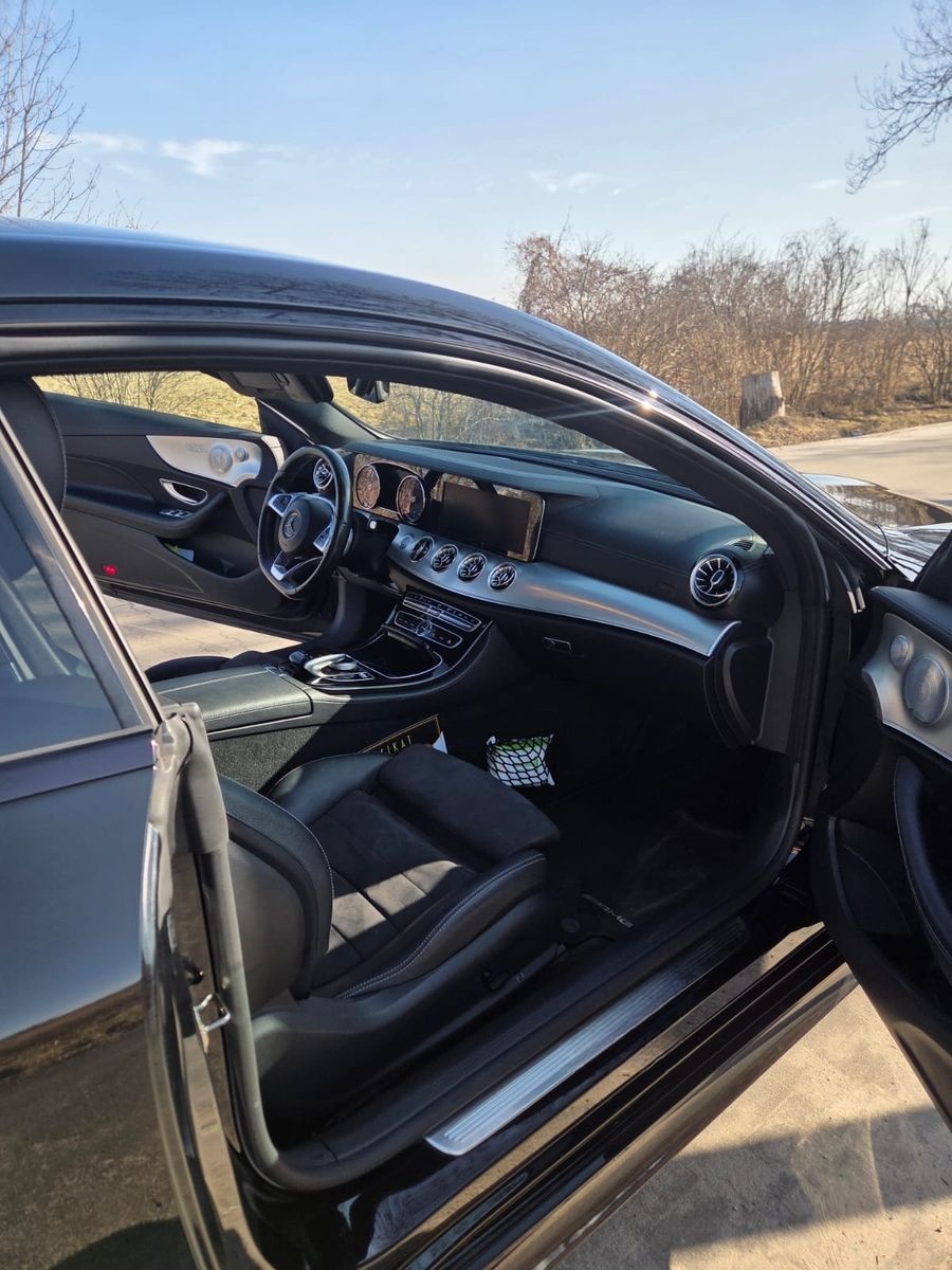Mercedes-Benz E 400 4MATIC Autom. - foto 5