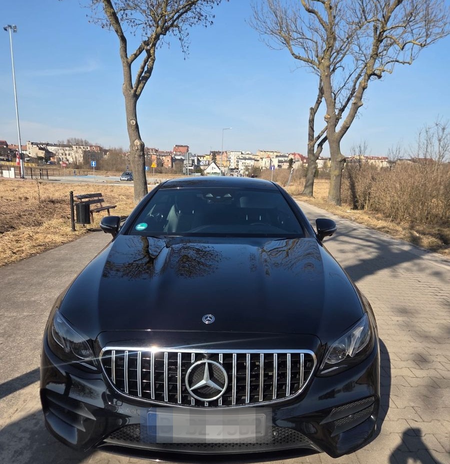 Mercedes-Benz E 400 4MATIC Autom. - foto 9