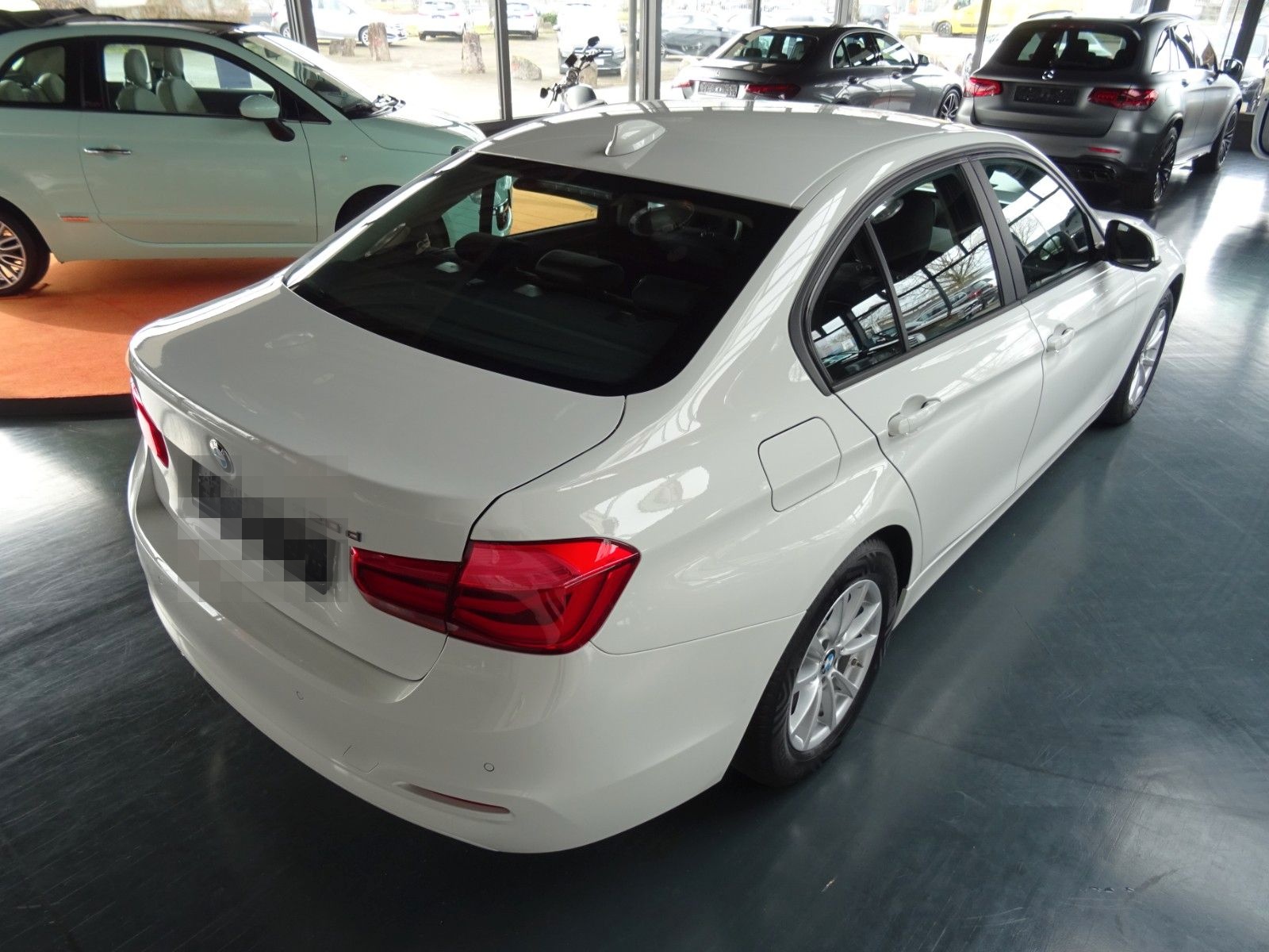 BMW 320d Advantage/ Automatik/ Navi/ LED/ PDC foto 24