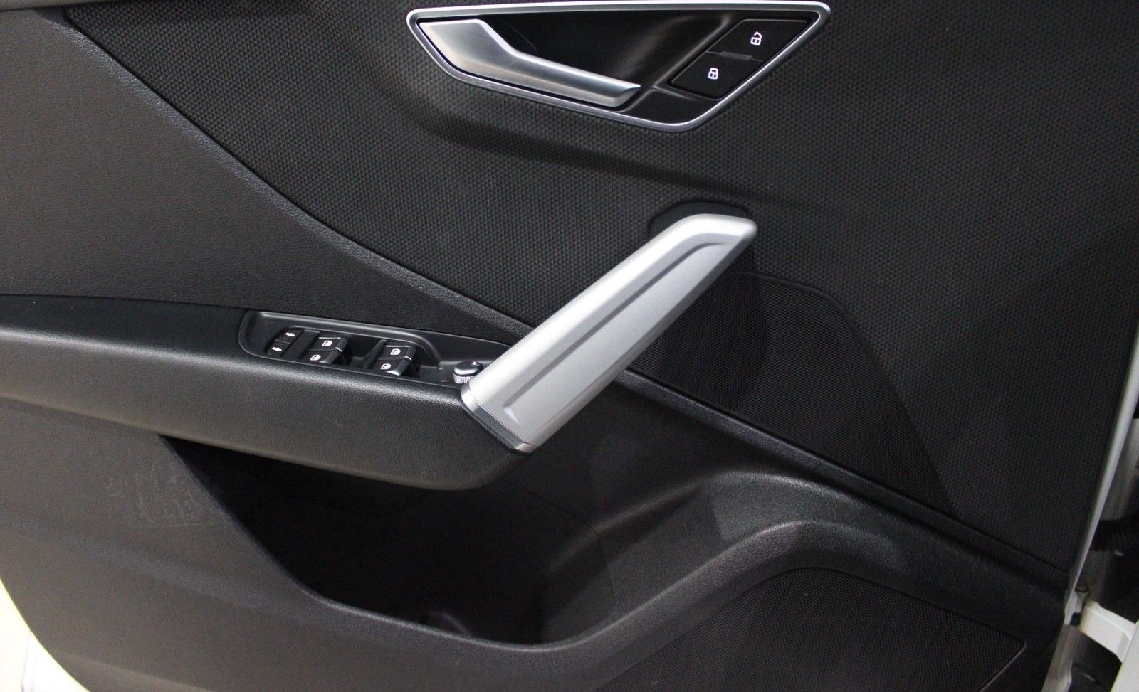 Audi Q2 35 TFSI advanced Carplay-Navi*LED foto 14