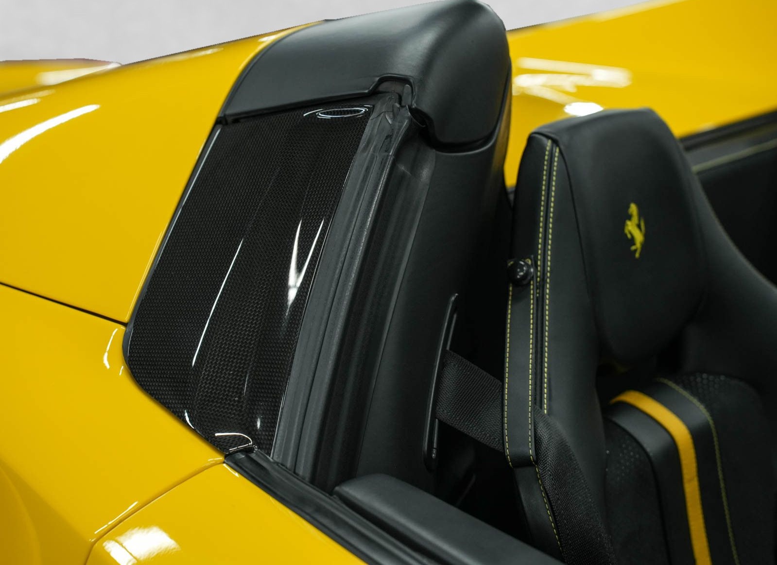 Ferrari F8 Spider - Carbon Racingsitze|Titanauspuff|JBL foto 17