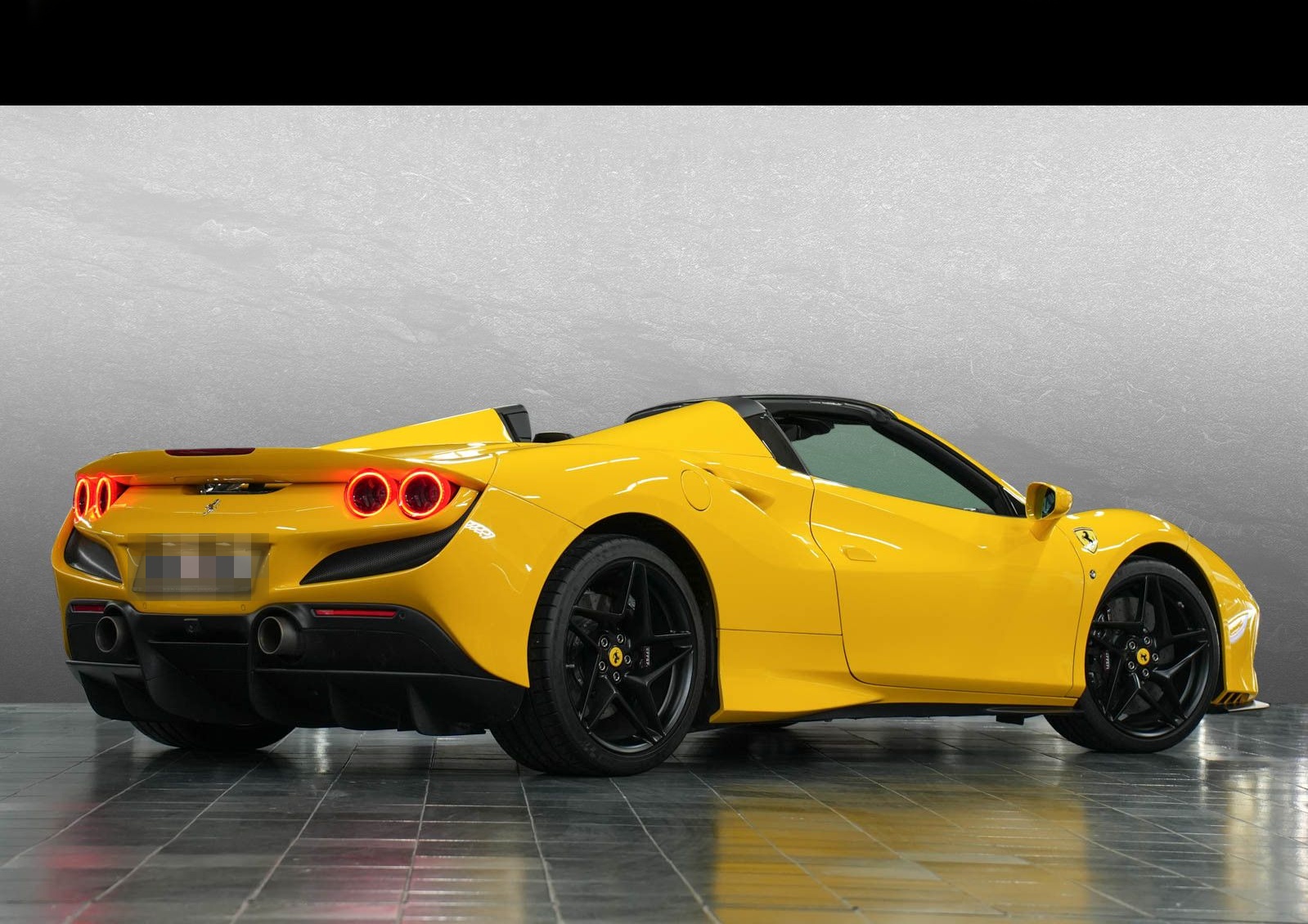 Ferrari F8 Spider - Carbon Racingsitze|Titanauspuff|JBL foto 3