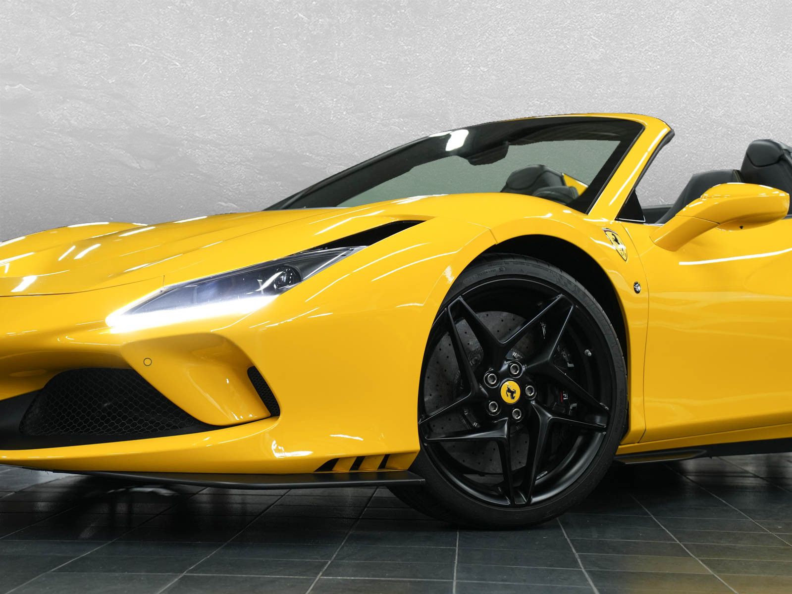 Ferrari F8 Spider - Carbon Racingsitze|Titanauspuff|JBL foto 25