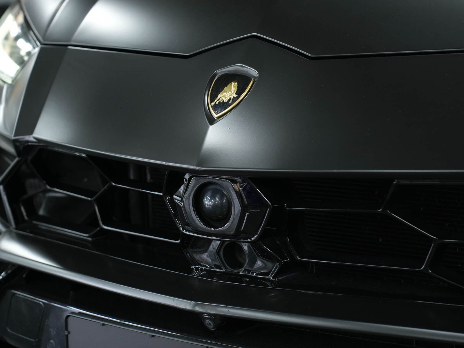 Lamborghini Urus - B&O 3D|ADAS|Sitzbelüftung+Massage|Pano foto 22