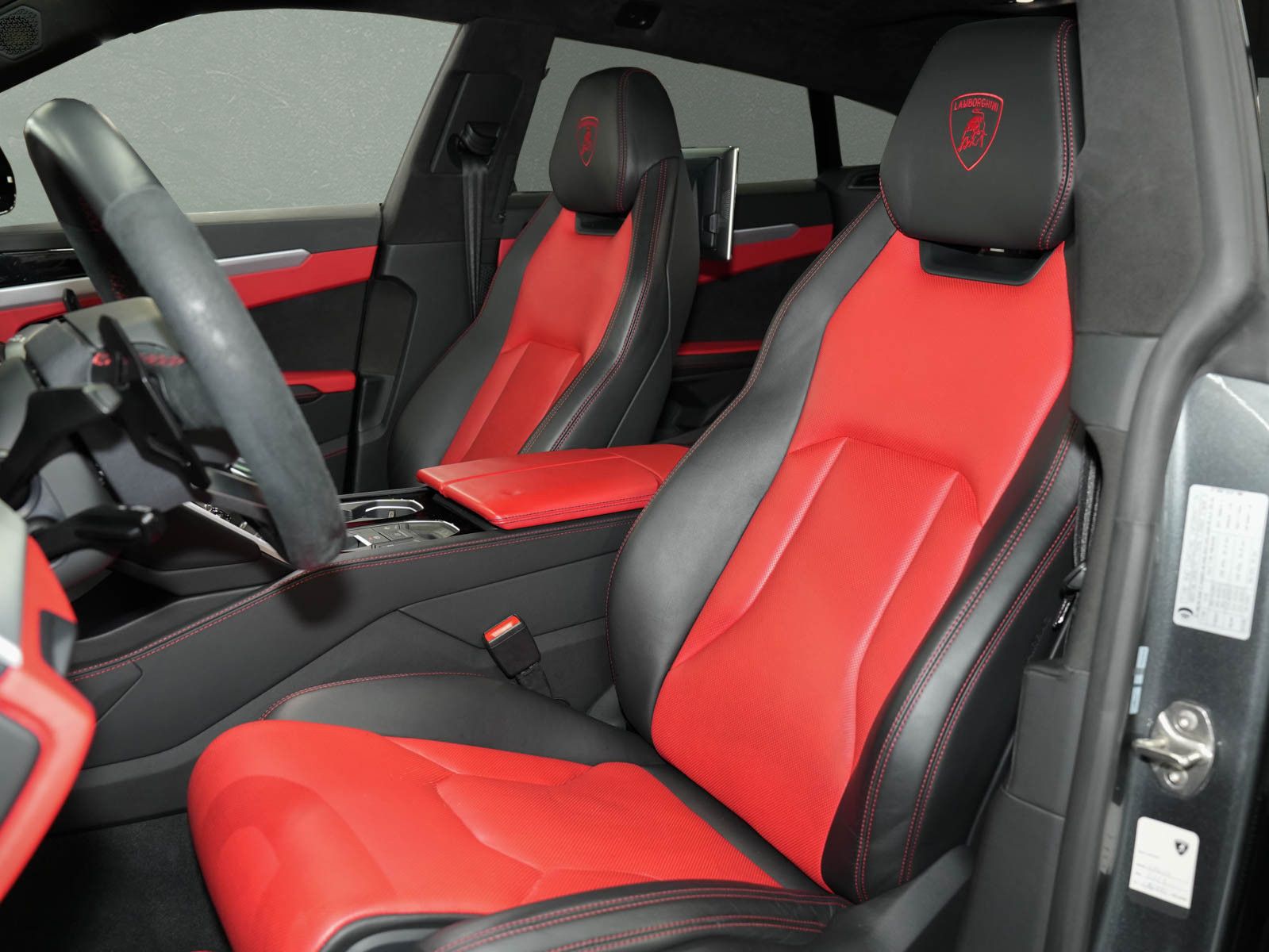 Lamborghini Urus - B&O 3D|ADAS|Sitzbelüftung+Massage|Pano foto 6