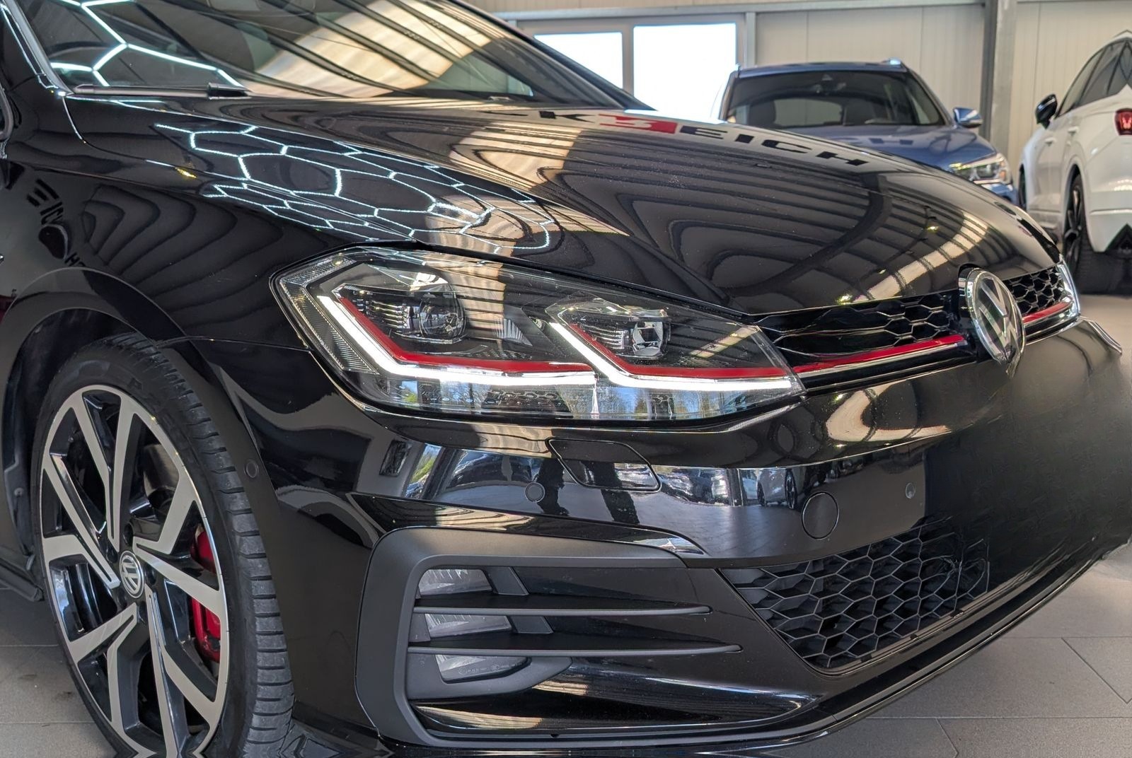 Volkswagen Golf 2.0 DSG GTI Performance BMT LED Cam ACC 19" foto 9