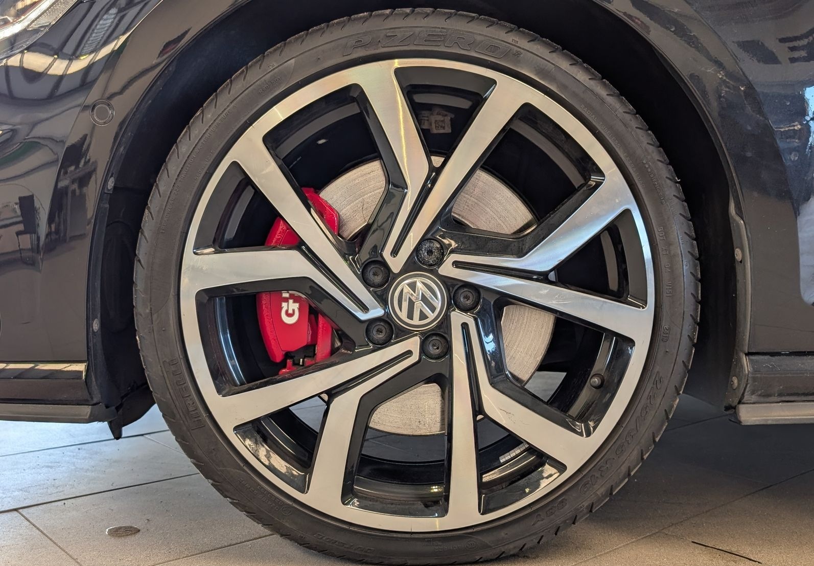 Volkswagen Golf 2.0 DSG GTI Performance BMT LED Cam ACC 19" foto 10