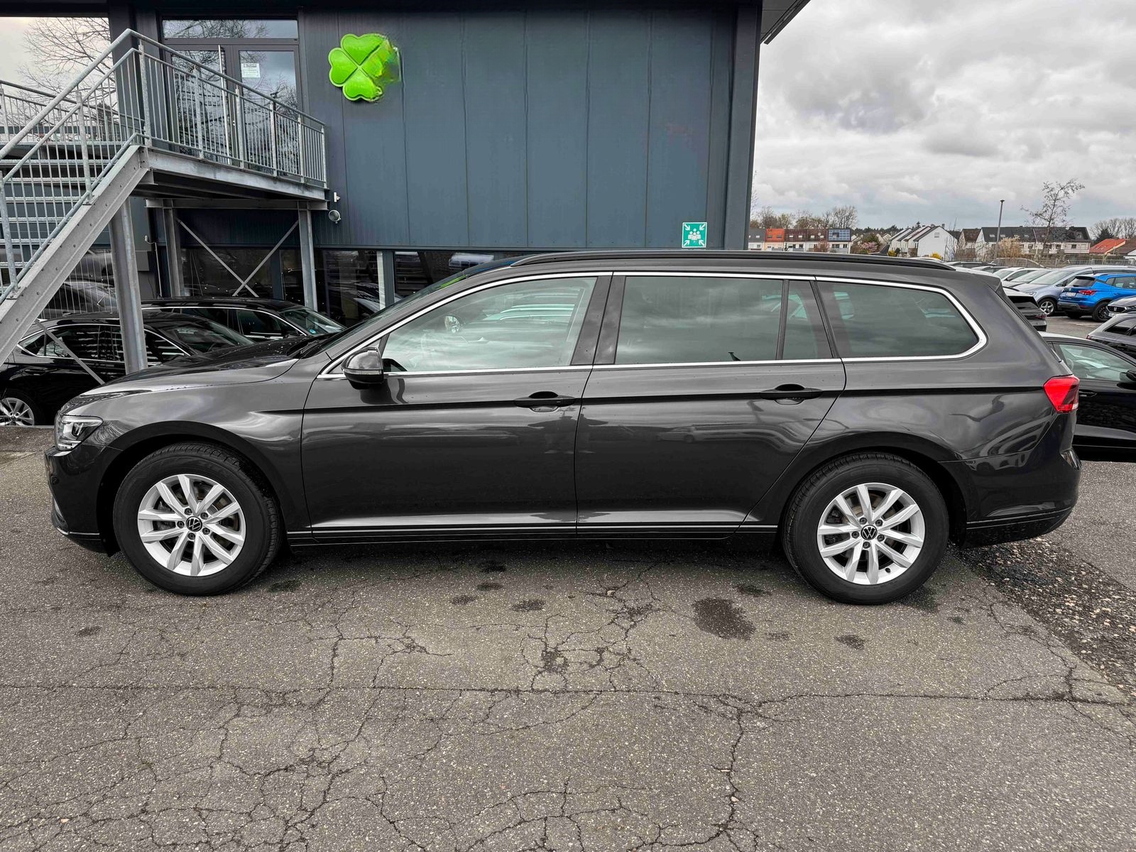 Volkswagen Passat Variant Business 2.0 TDI DSG AHK ACC LED foto 4