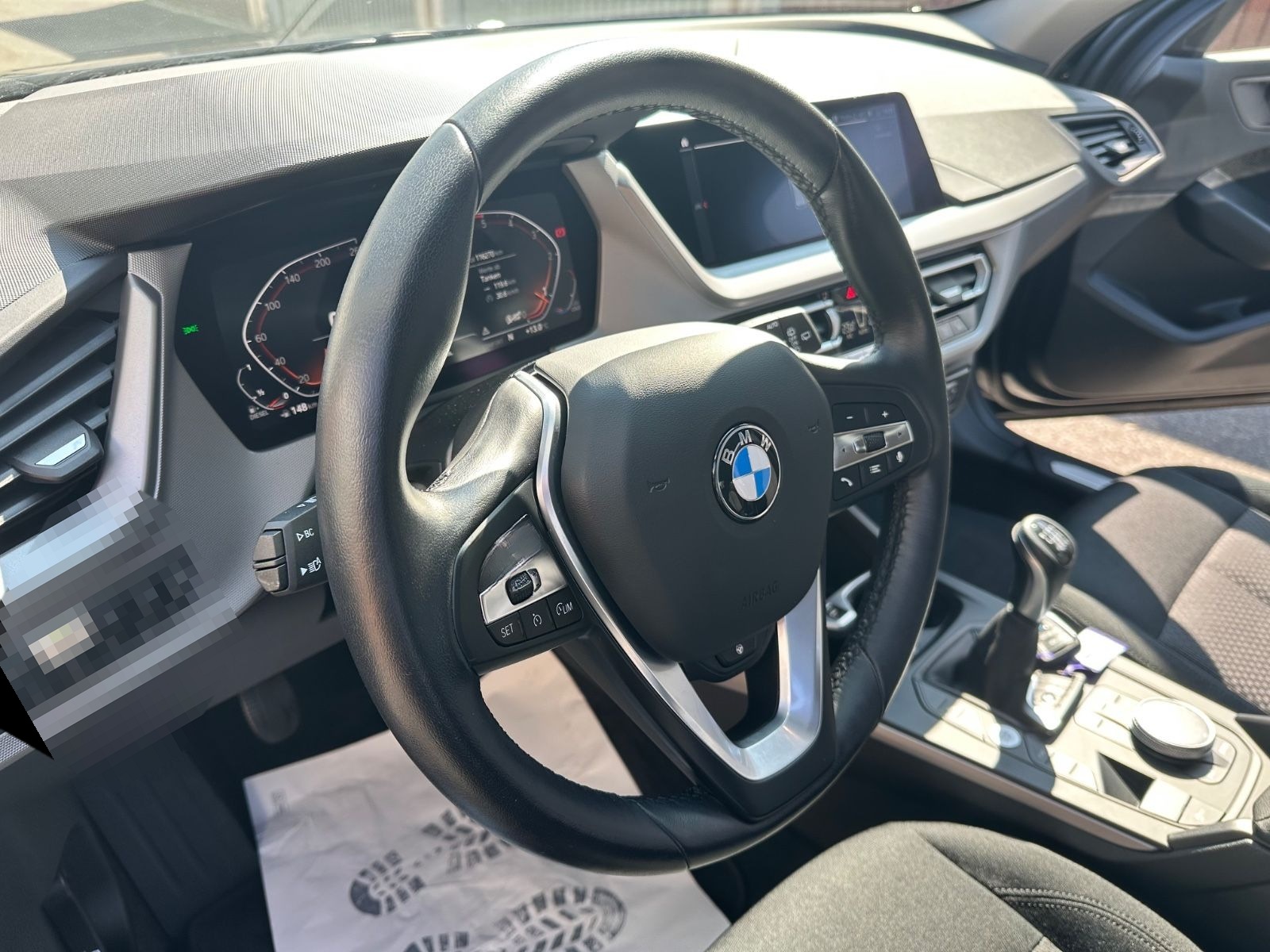 BMW 118 d/LED/navi/temp/pdc foto 9