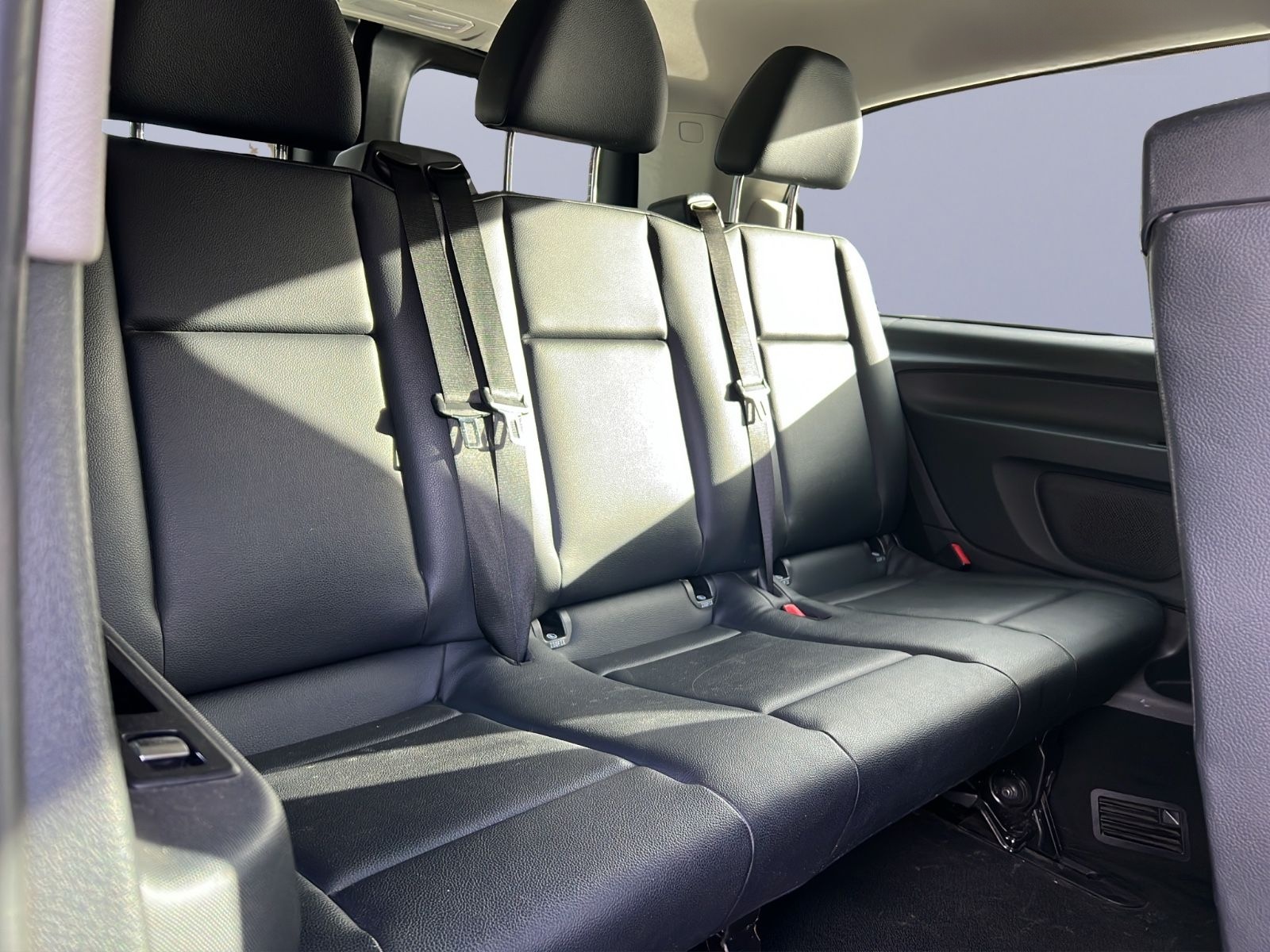 Mercedes-Benz Vito Tourer 111CDI Pro FWD lang*9-SITZER*LEDER* foto 18