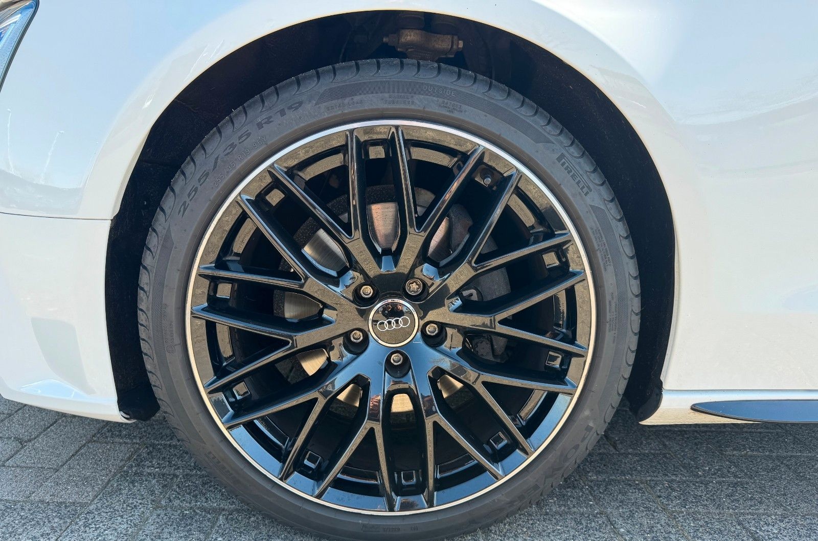 Audi A5 Cabriolet 2.0 TFSI quattro foto 10