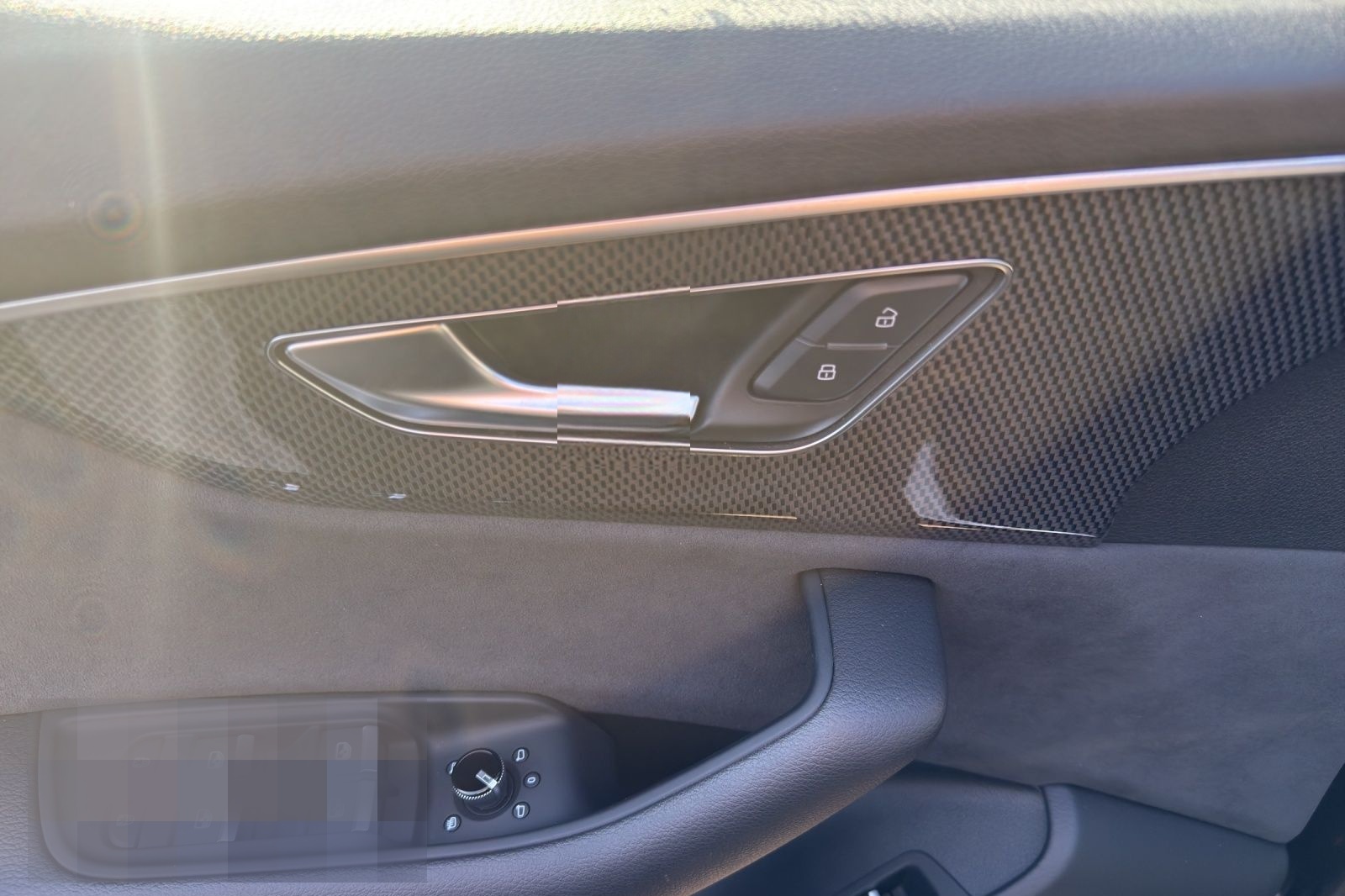 Audi Q8 50 TDI Q S LINE COMPETITION + LM23 PANO KAMER foto 8